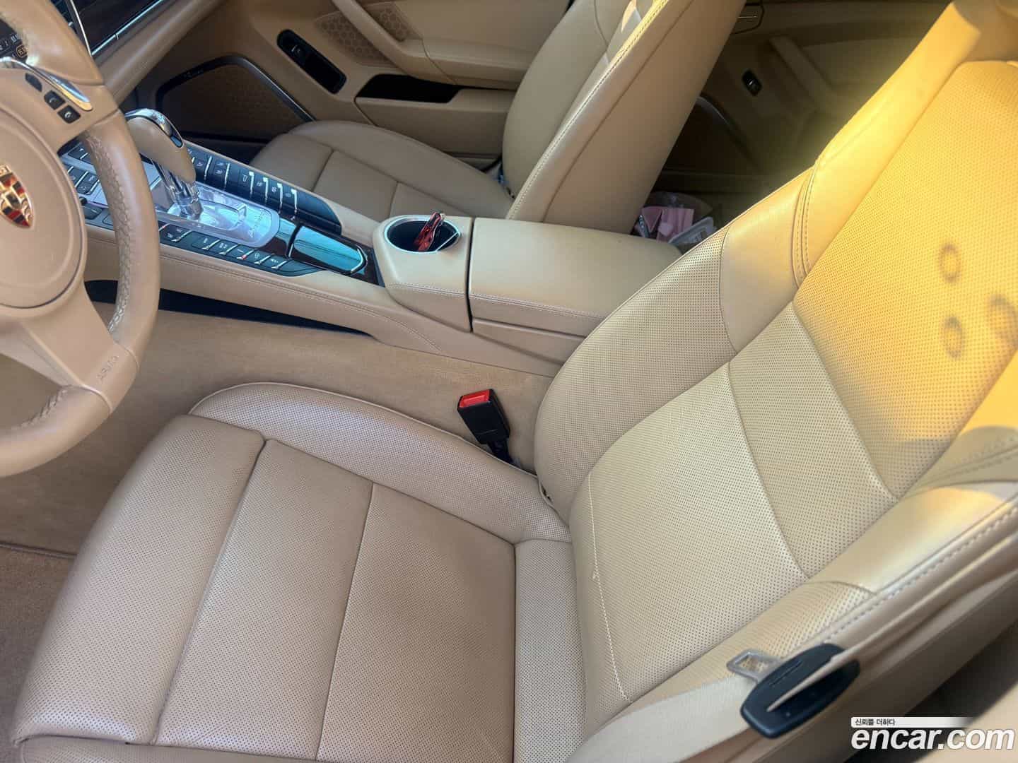 Panamera Porsche 2010.0-INNER-010