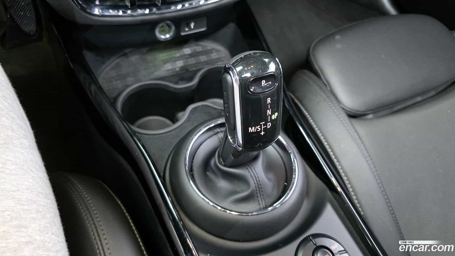 Clubman Mini 2021.0-INNER-009