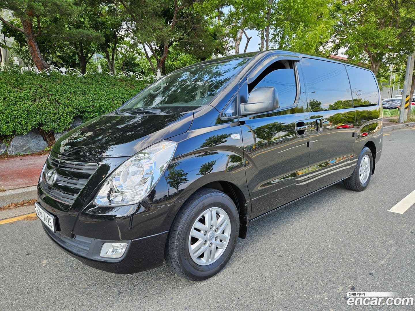 Main__Slider__Photo:Starex Hyundai 2016.0-0