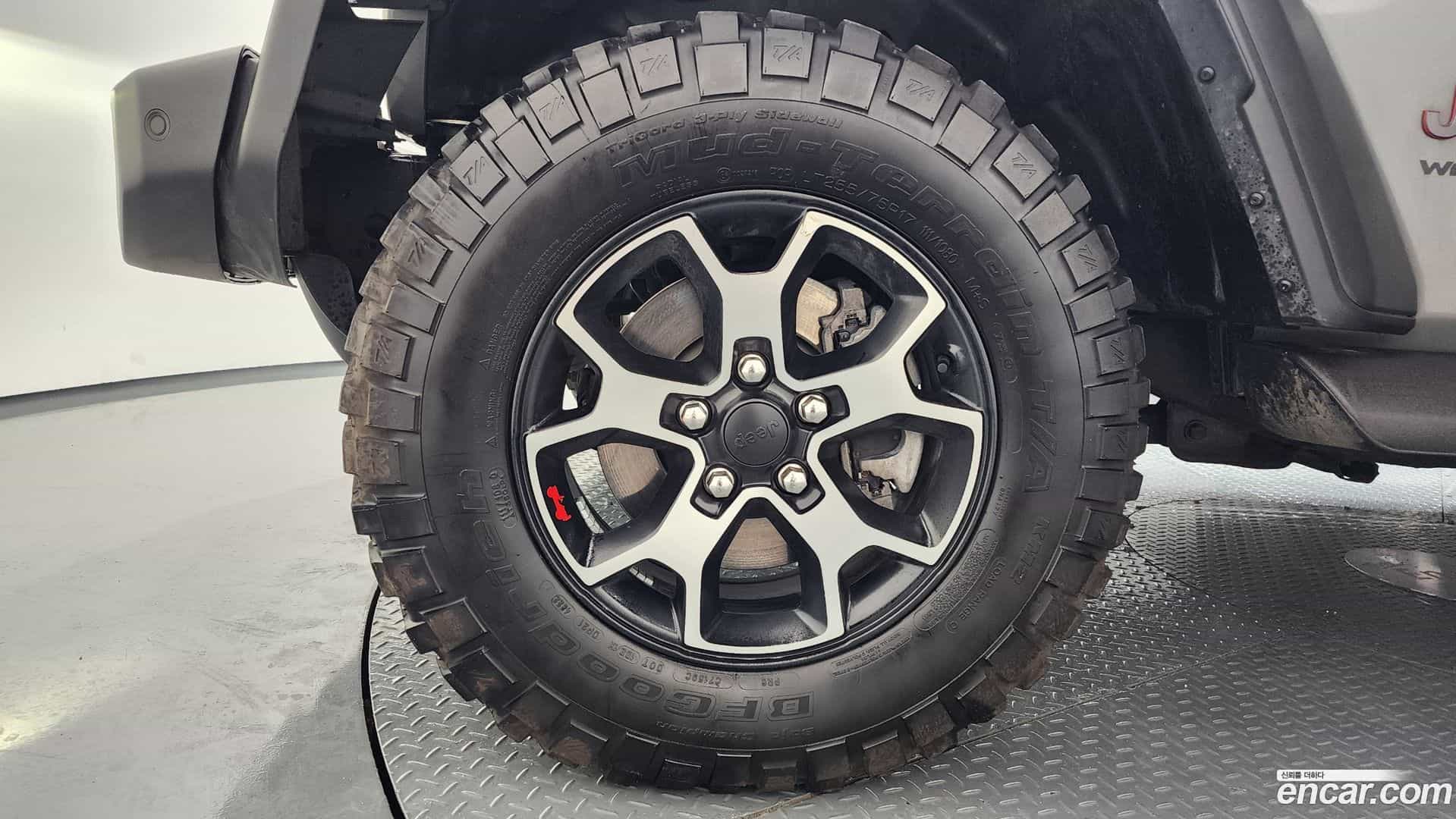 Wrangler Jeep 2023.6-OUTER-005