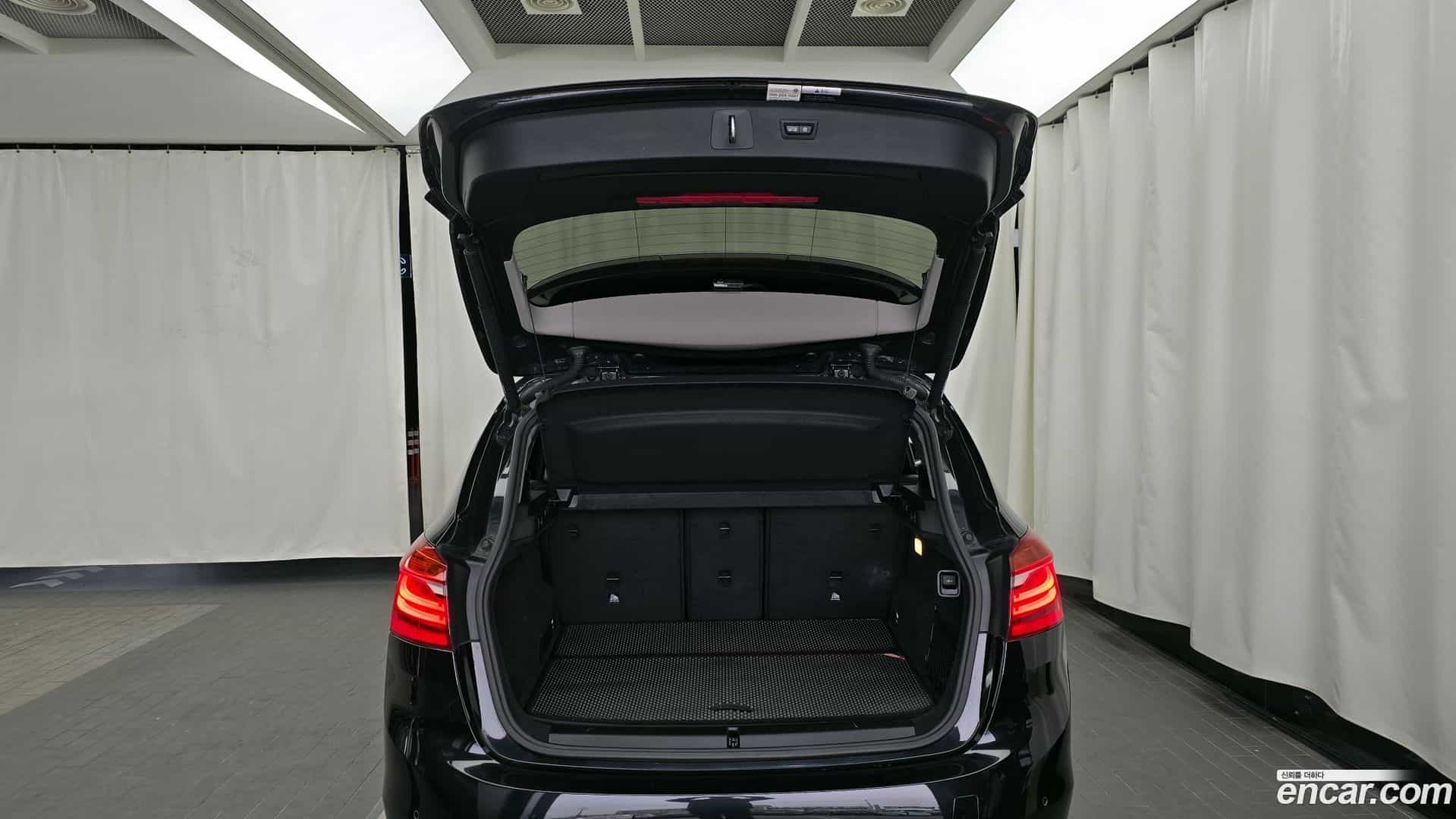 2-Series BMW 2018.4-OPTION-024