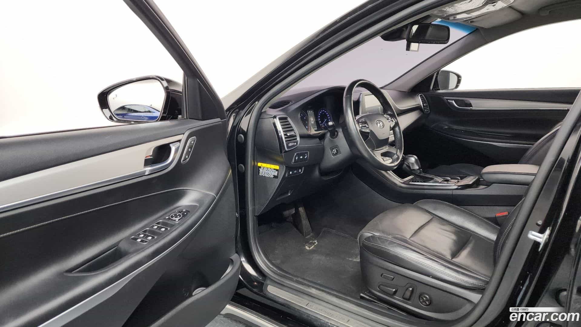 Grandeur Hyundai 2019.0-INNER-010