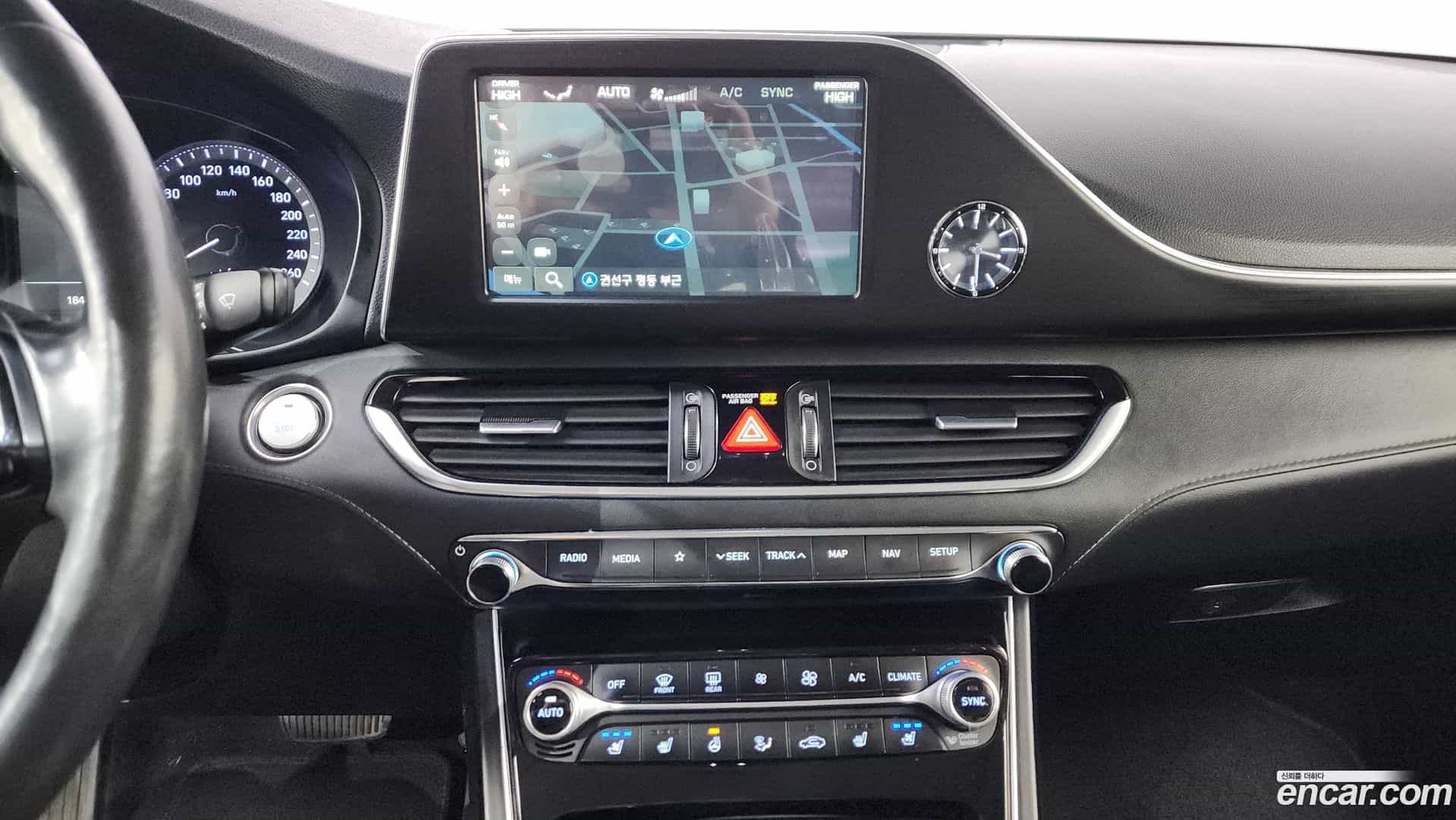 Grandeur Hyundai 2019.0-OPTION-018