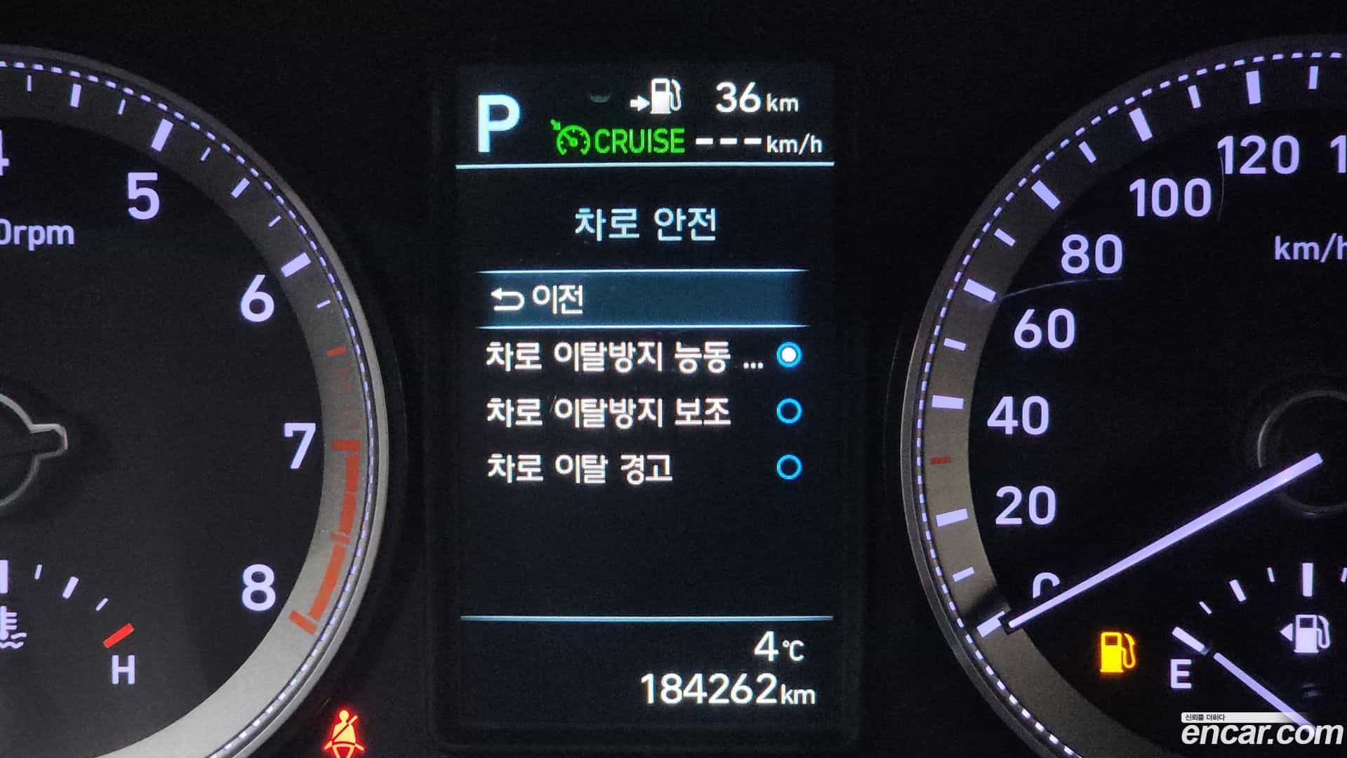Grandeur Hyundai 2019.0-OPTION-020
