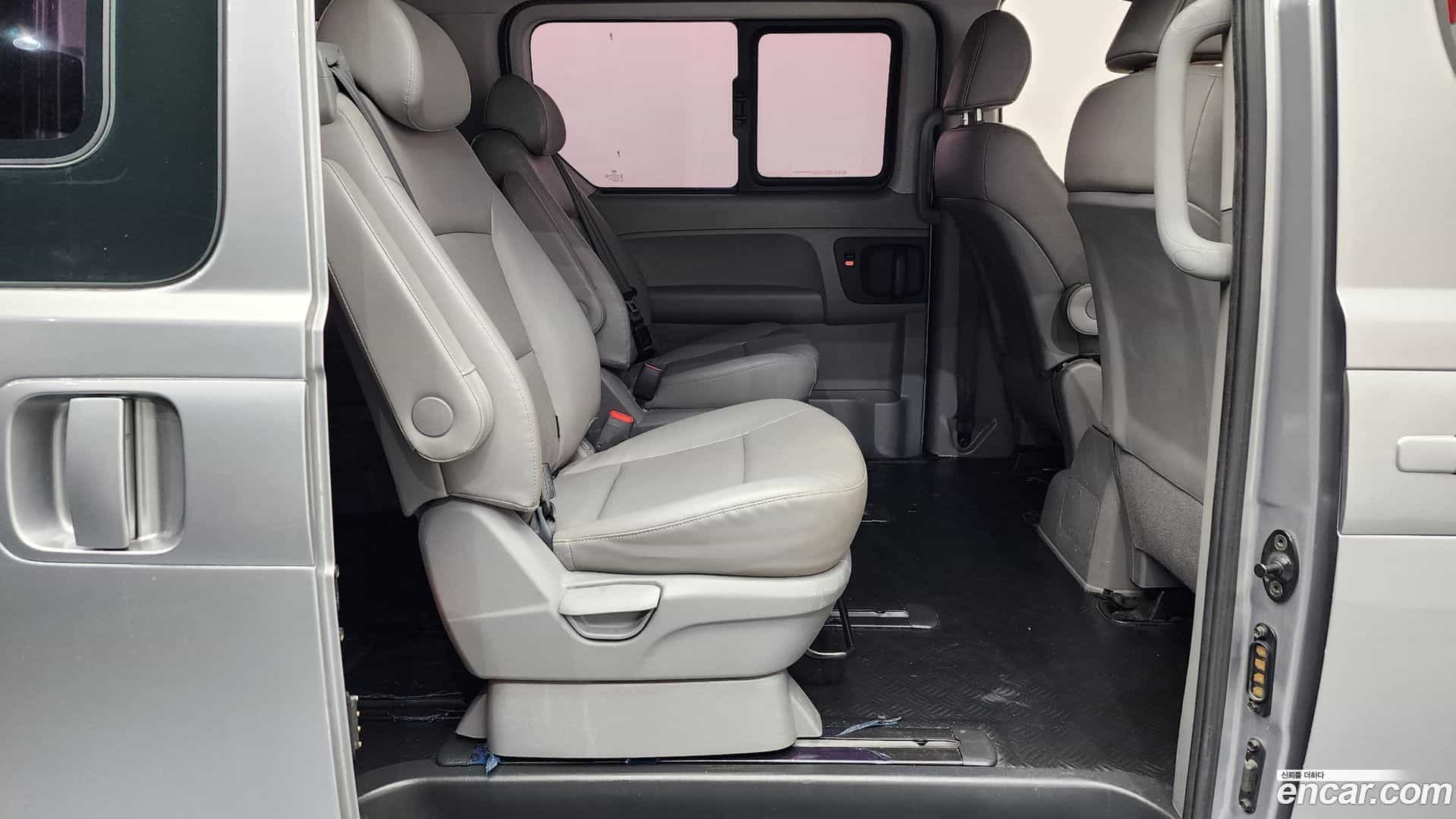 Starex Hyundai 2020.11-OPTION-021
