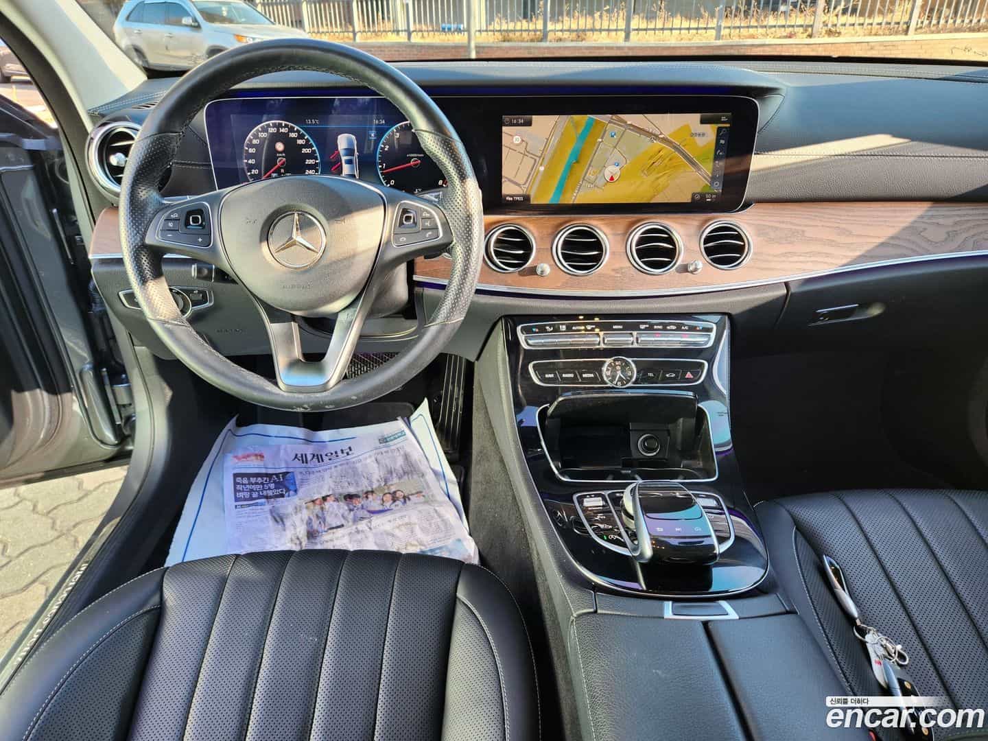 E-Class Mercedes-Benz 2018.4-OPTION-016