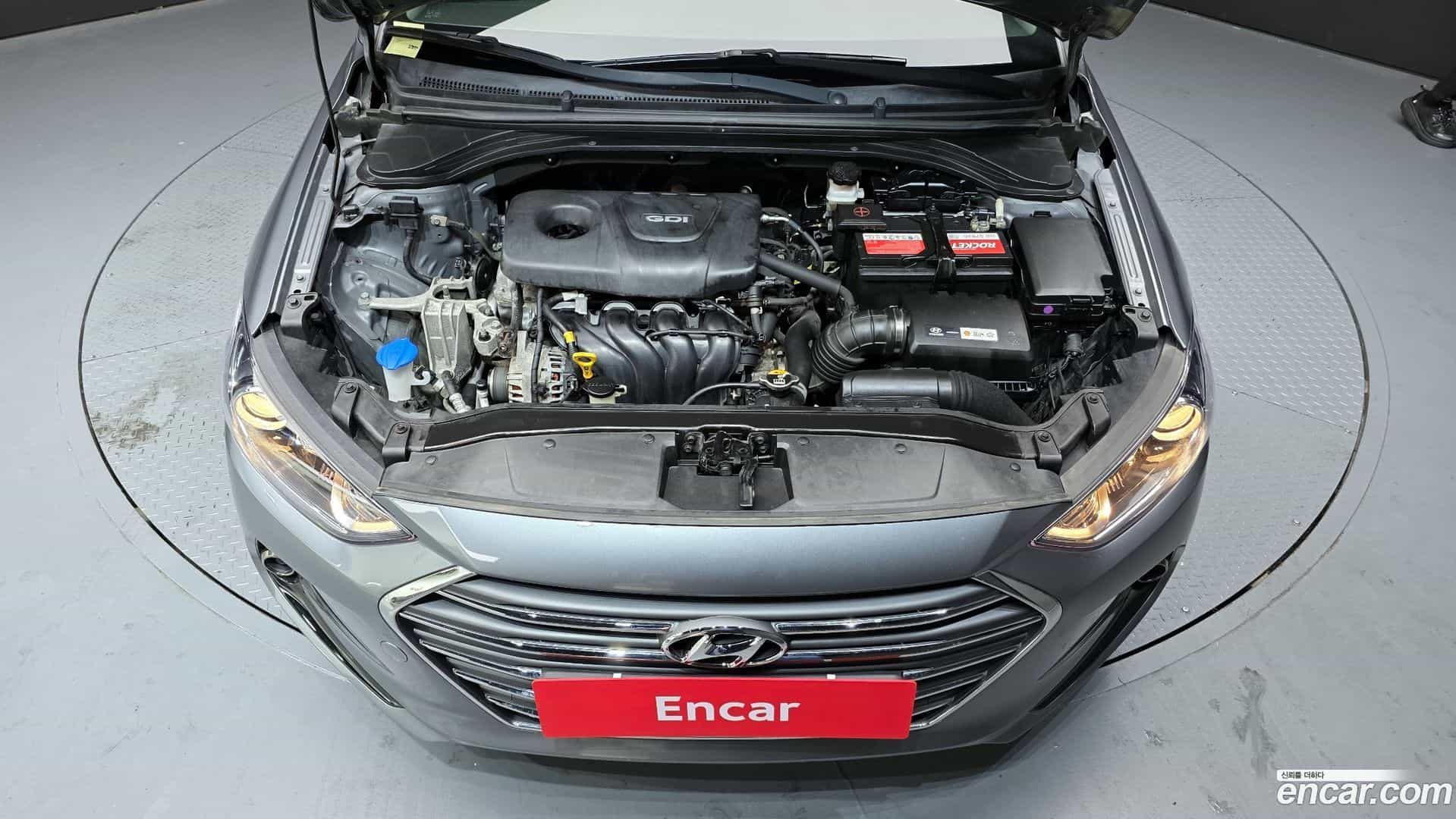AVANTE Hyundai 2015.9-OUTER-006