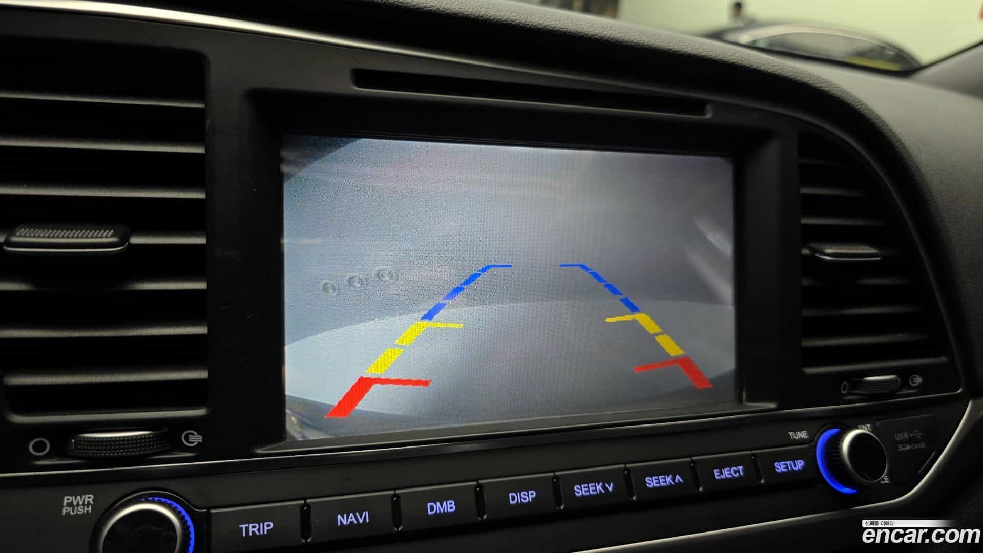 AVANTE Hyundai 2015.9-OPTION-022