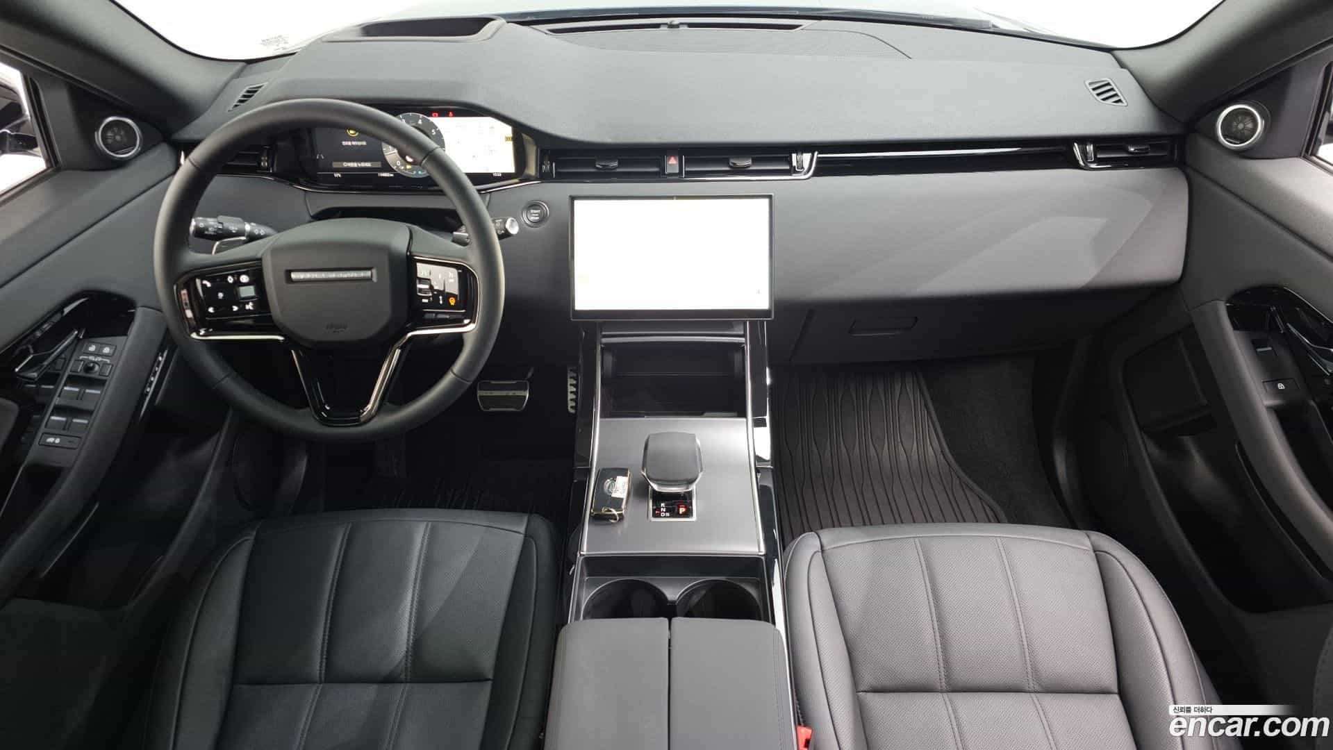 Range Rover Evoque Land Rover 2025.4-OUTER-004