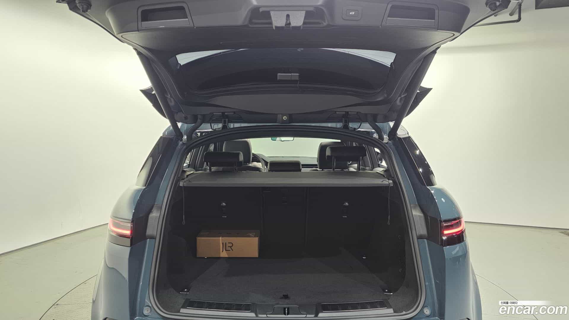 Range Rover Evoque Land Rover 2025.4-OPTION-024