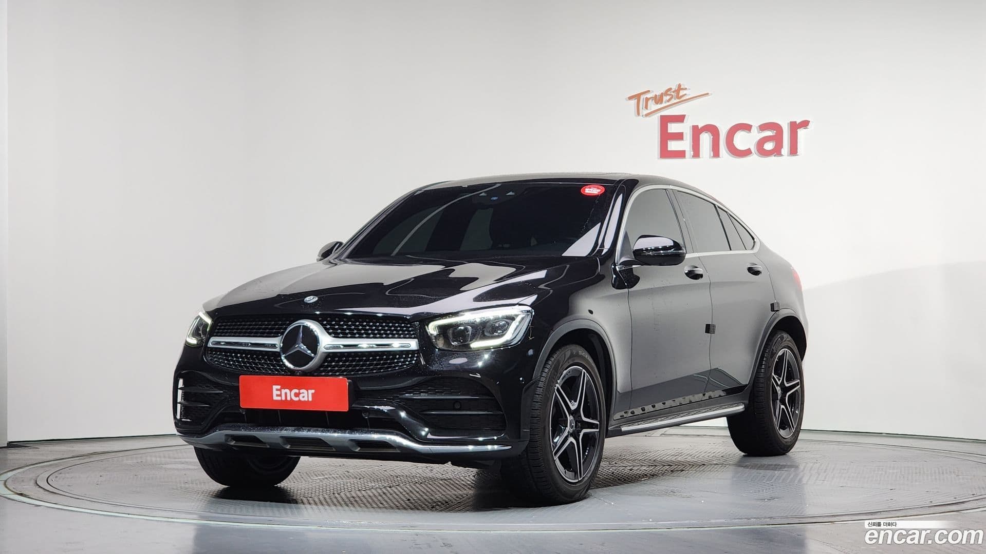 Main__Slider__Photo:GLC-Class Mercedes-Benz 2023.1-0