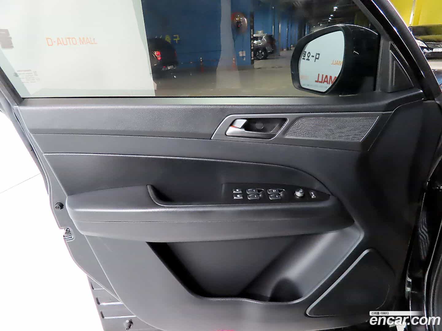 Rexton KG Mobility 2021.7-OPTION-017