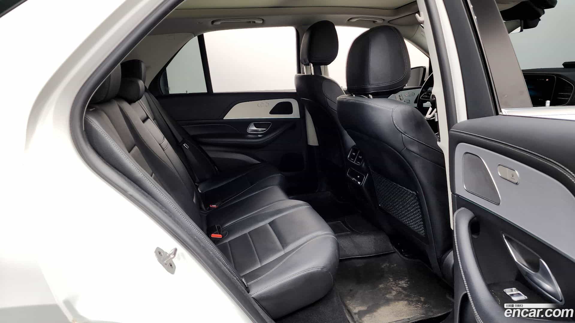GLE-Class Mercedes-Benz 2021.4-OPTION-016