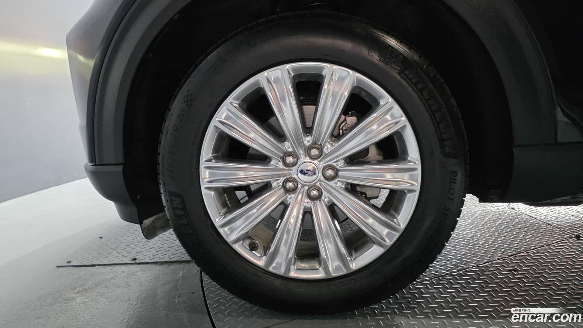 Explorer Ford 2020.3-OUTER-005