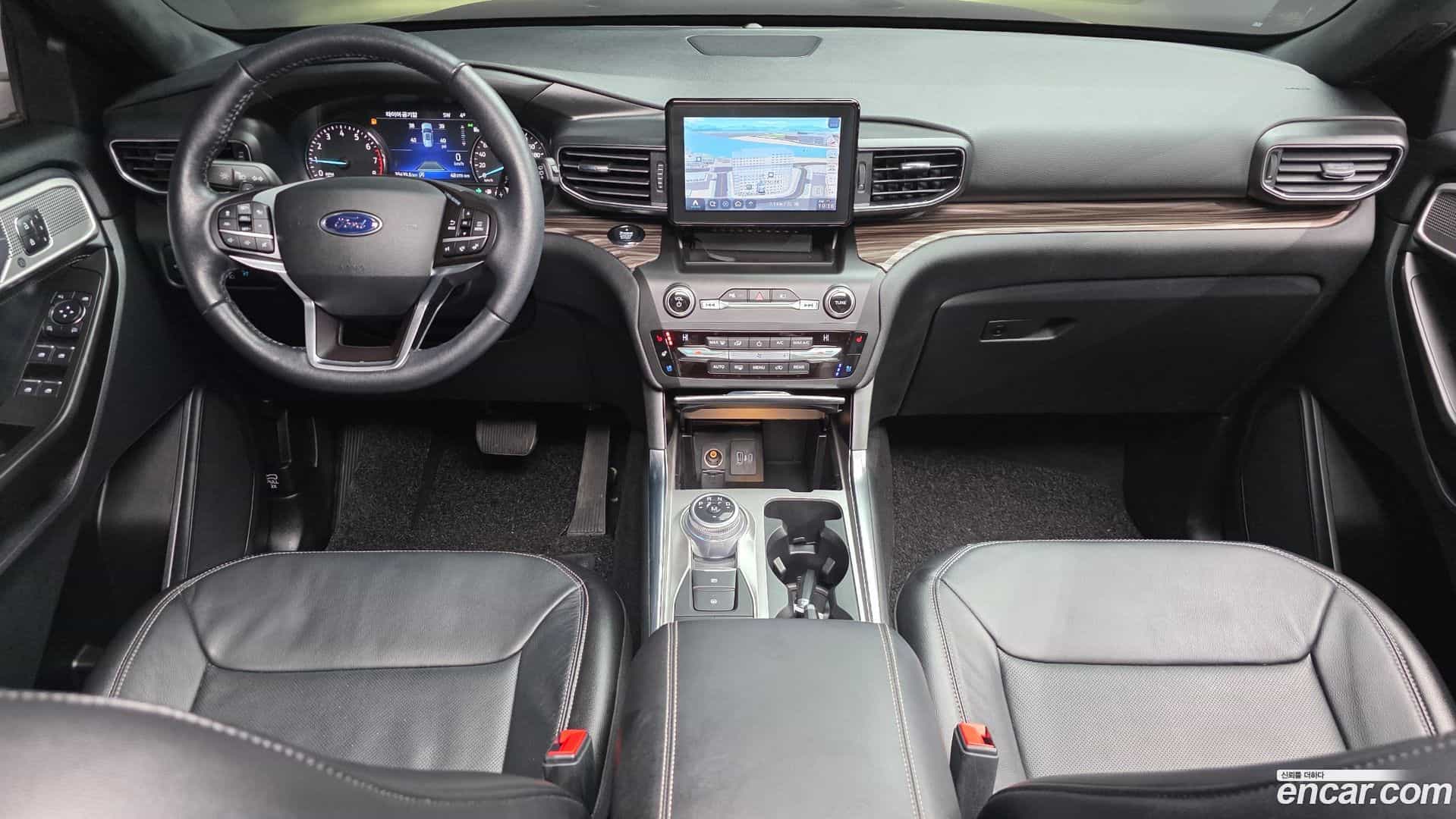 Explorer Ford 2020.3-INNER-007