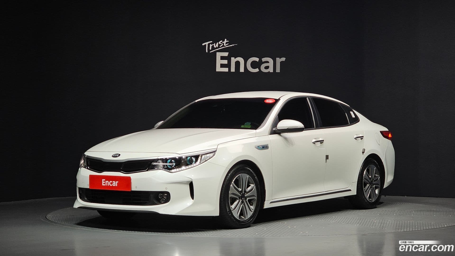 Main__Slider__Photo:K5 Kia 2016.0-0