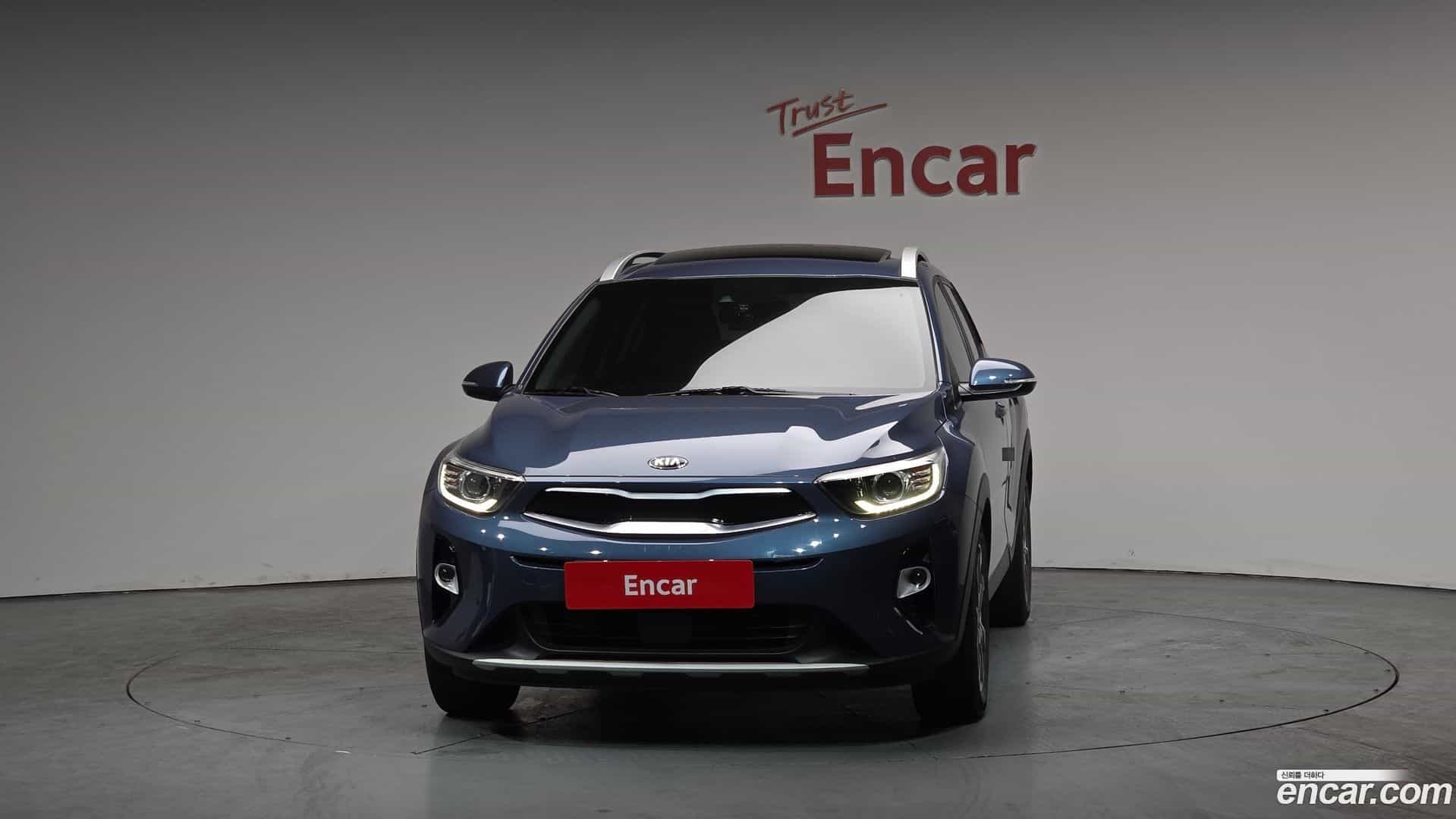 Stonic Kia 2019.4-OUTER-003