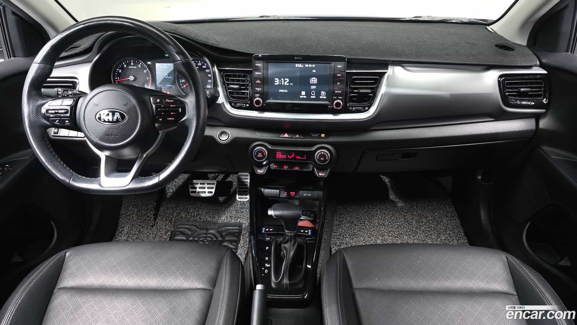 Stonic Kia 2019.4-INNER-007