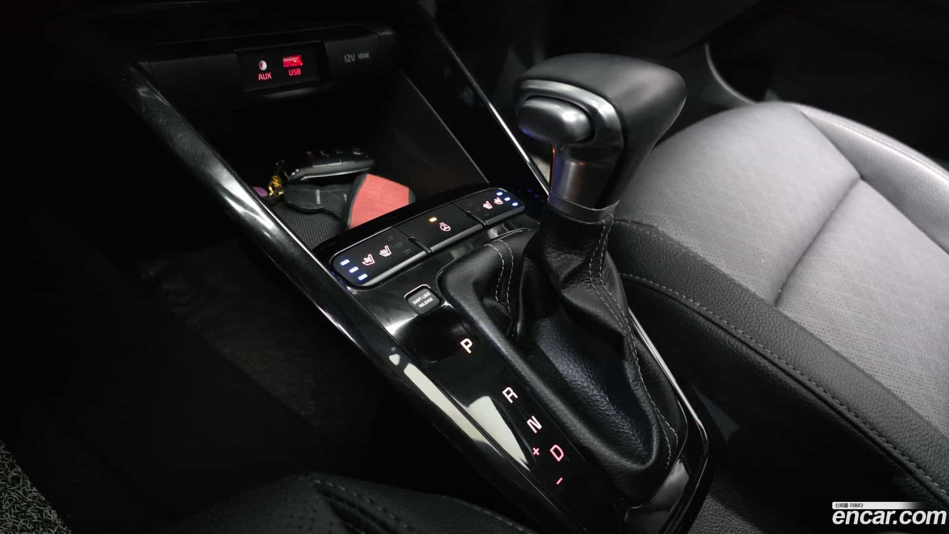 Stonic Kia 2019.4-INNER-009