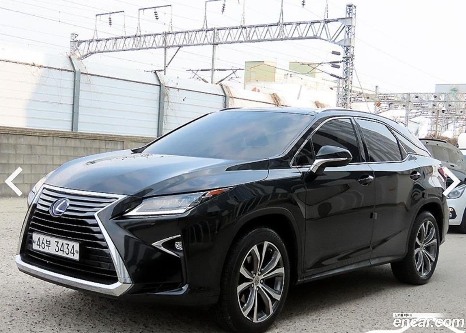 Main__Slider__Photo:RX Lexus 2016.11-0