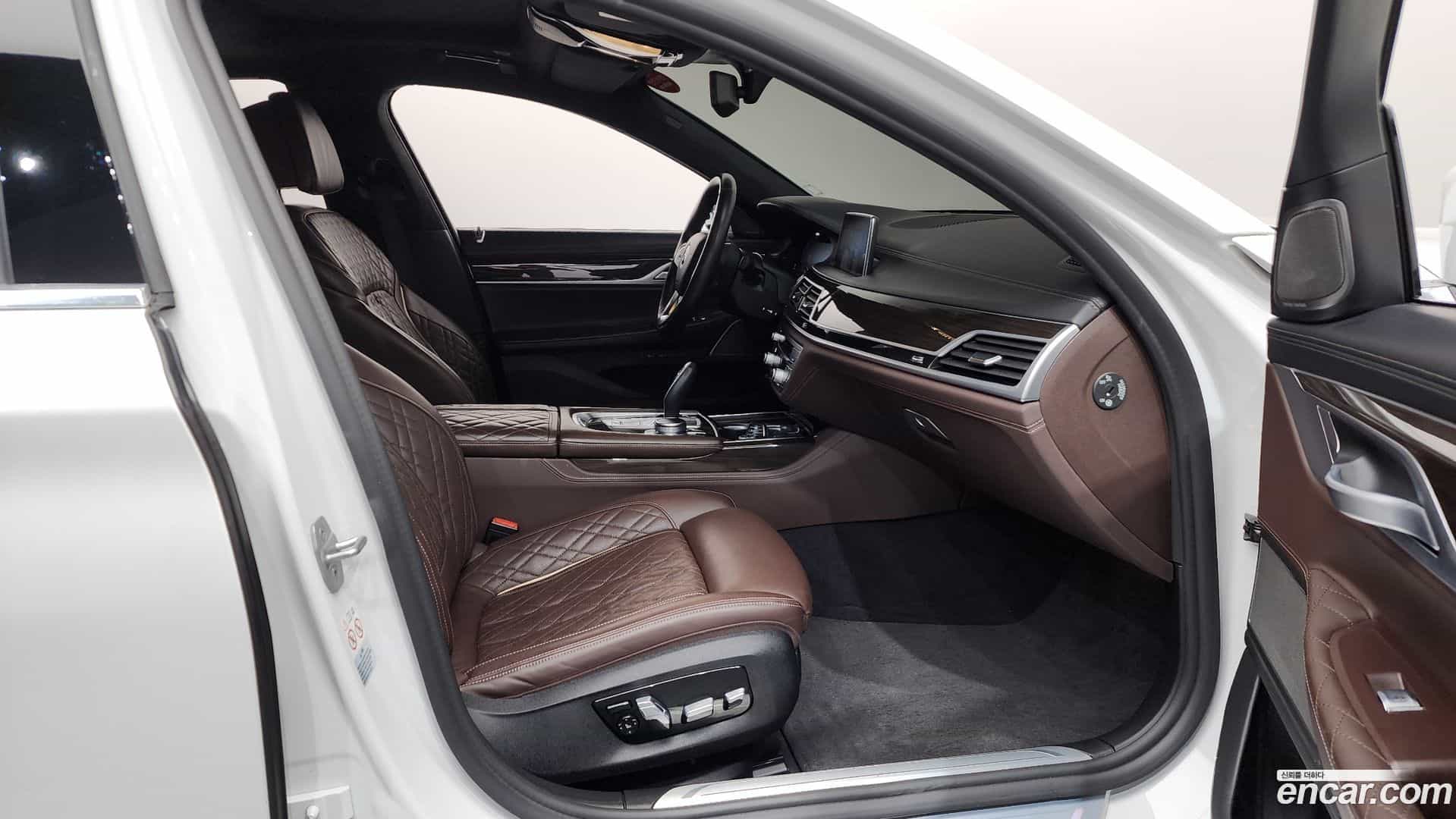 7-Series BMW 2022.3-OPTION-015