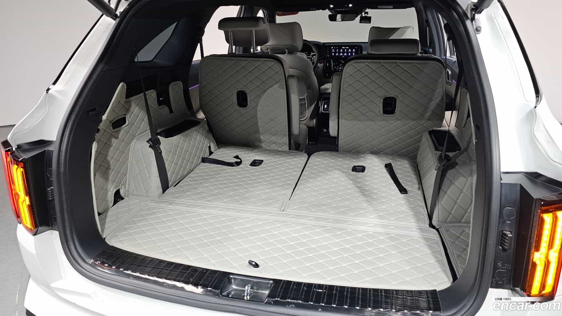 Sorento Kia 2022.9-OPTION-024