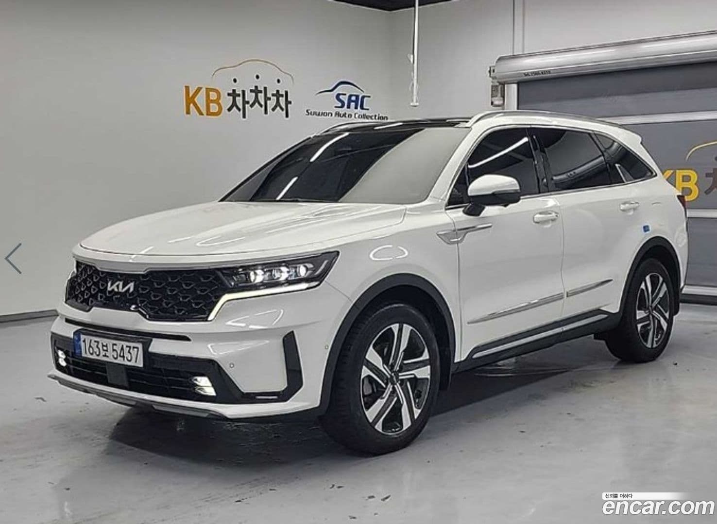 Main__Slider__Photo:Sorento Kia 2023.1-0