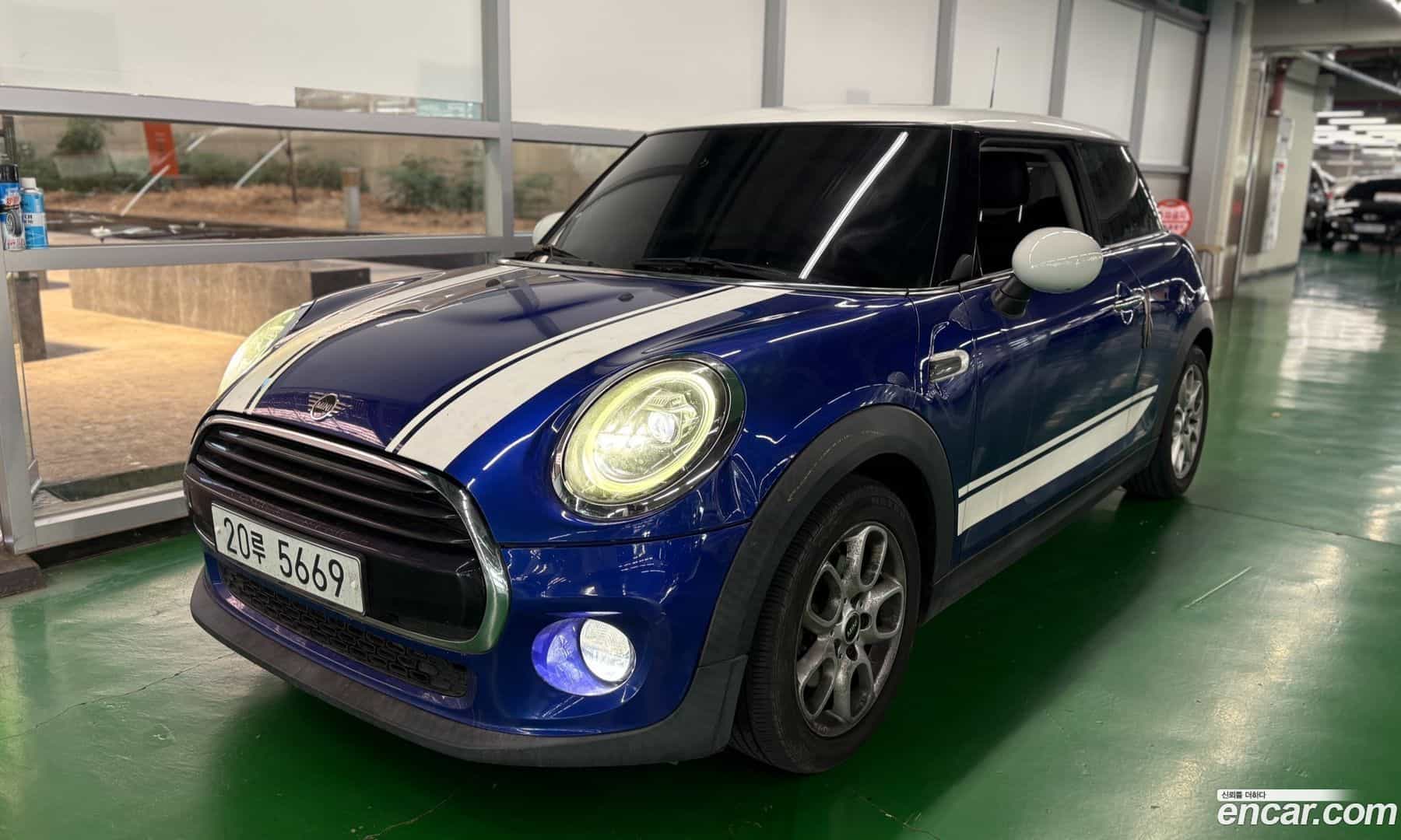 Cooper Mini 2019.7-OUTER-001