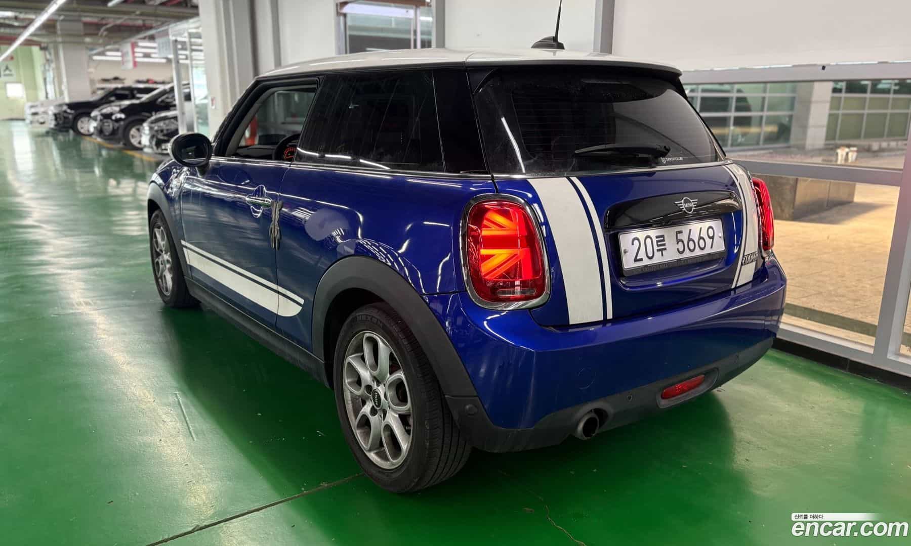 Cooper Mini 2019.7-OUTER-003