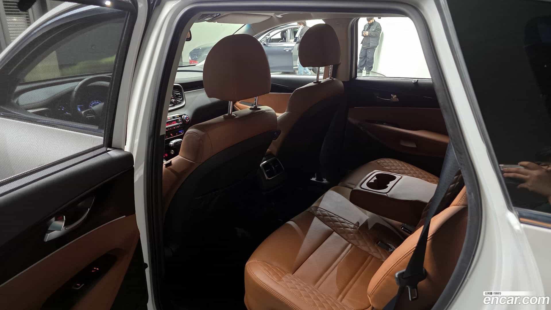 Sorento Kia 2019.5-OPTION-015