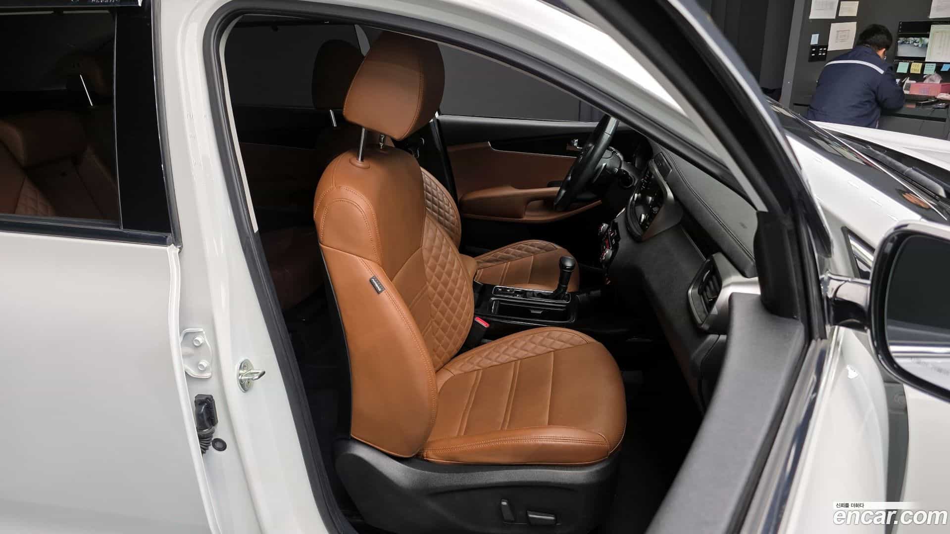Sorento Kia 2019.5-OPTION-016