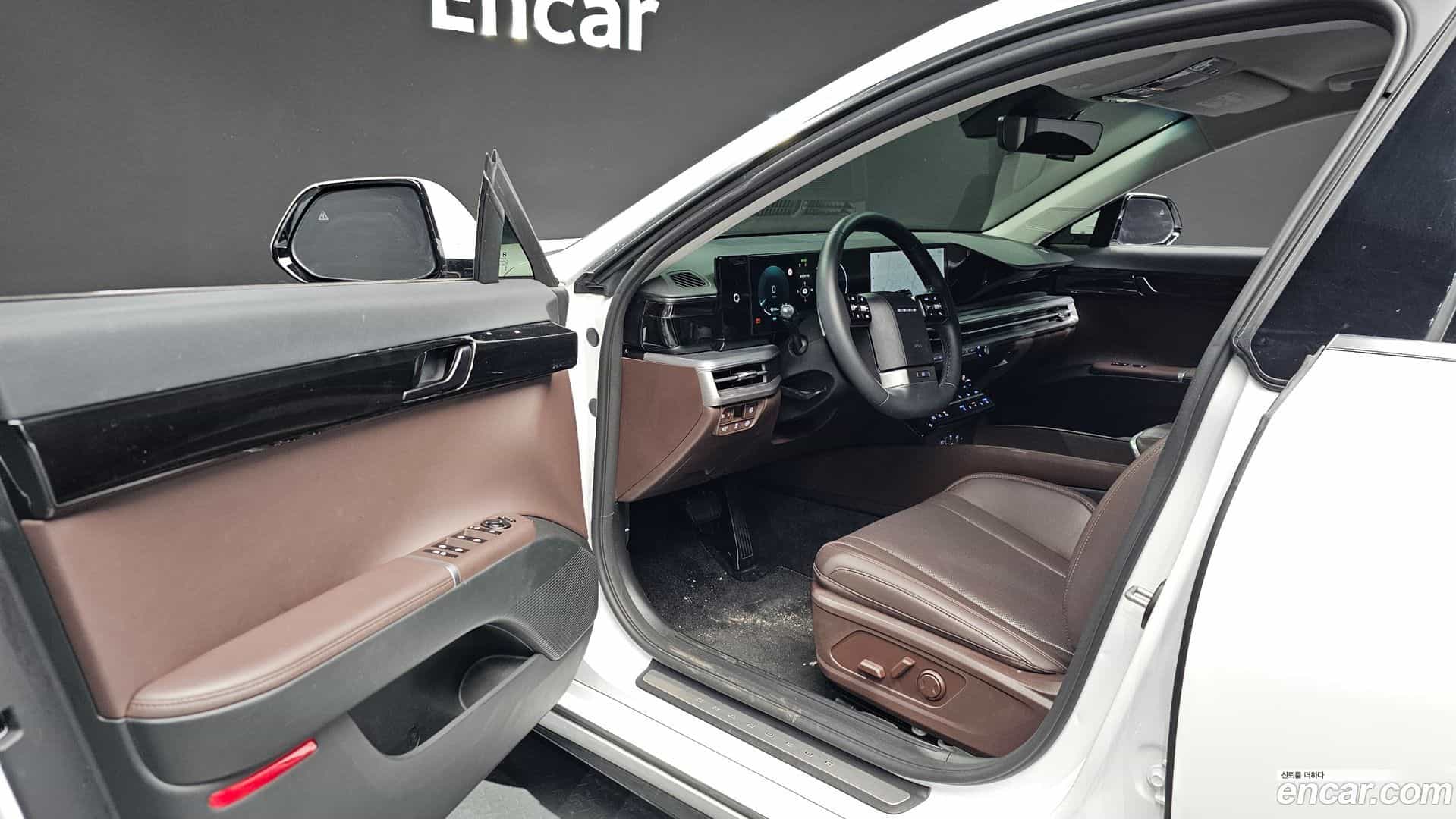 Grandeur Hyundai 2023.8-INNER-010