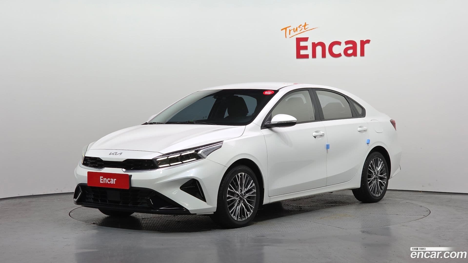 Main__Slider__Photo:K3 Kia 2022.1-0