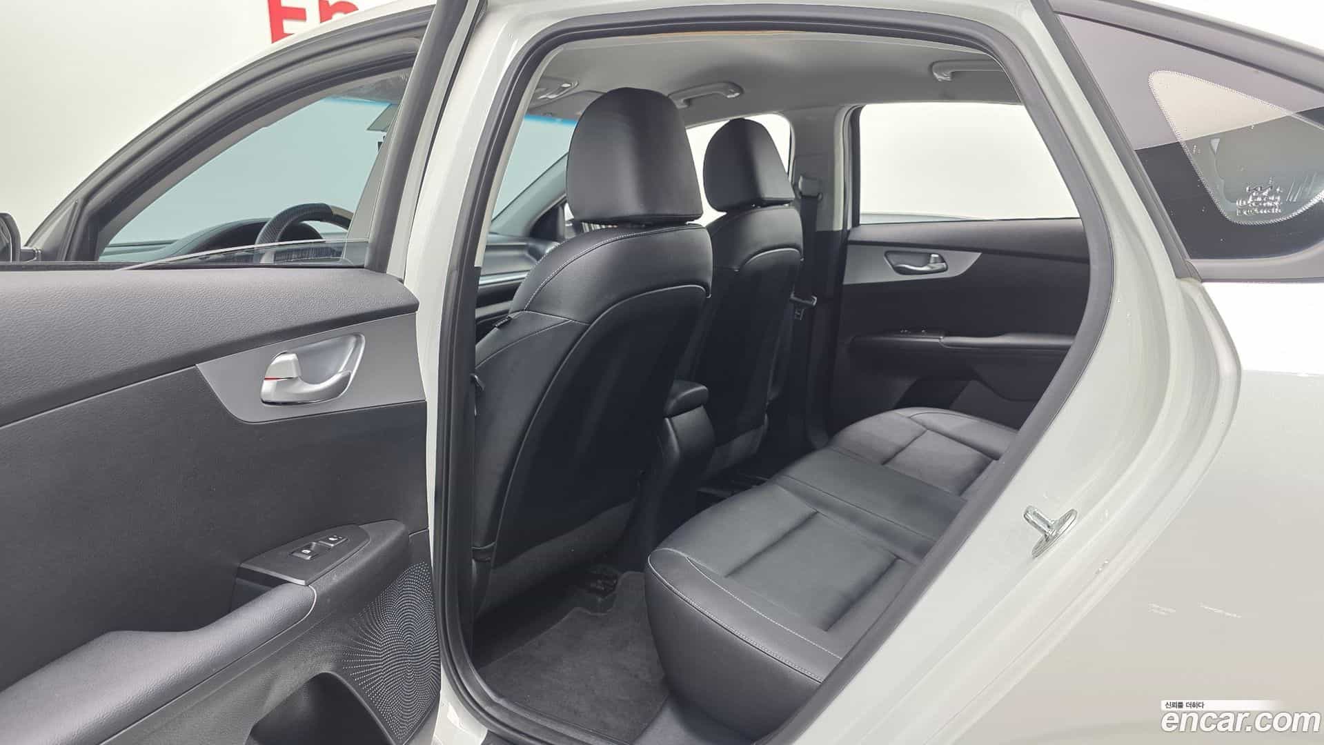 K3 Kia 2022.1-OPTION-021