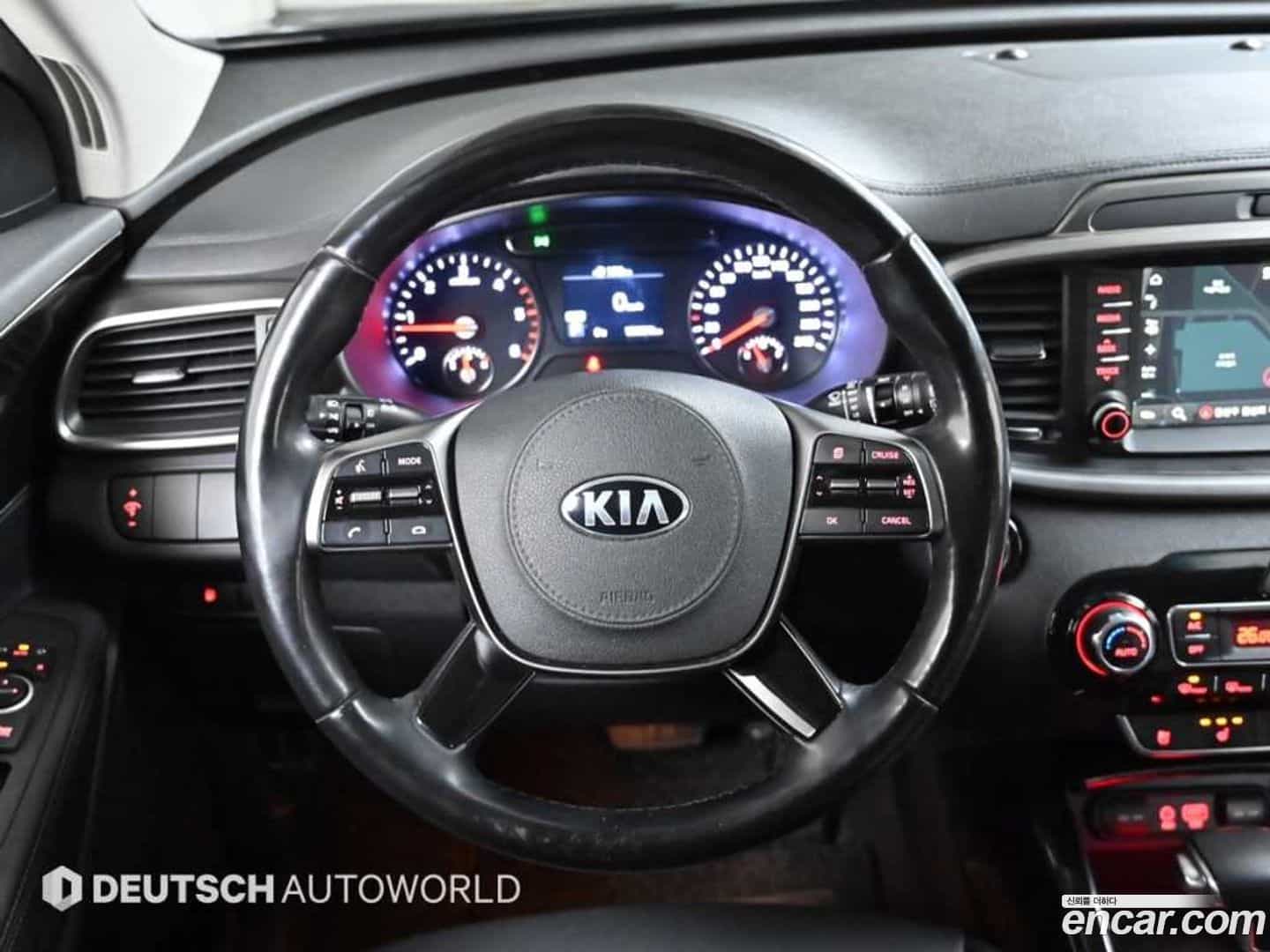 Sorento Kia 2018.3-OPTION-017