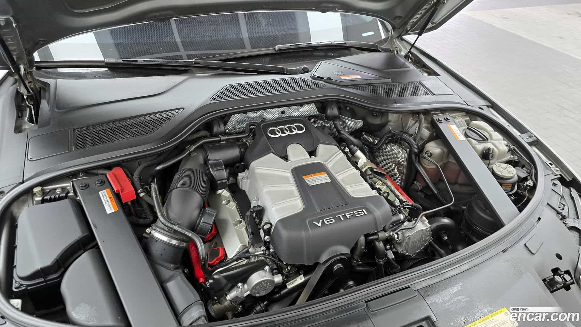 A8 Audi 2013.0-INNER-006