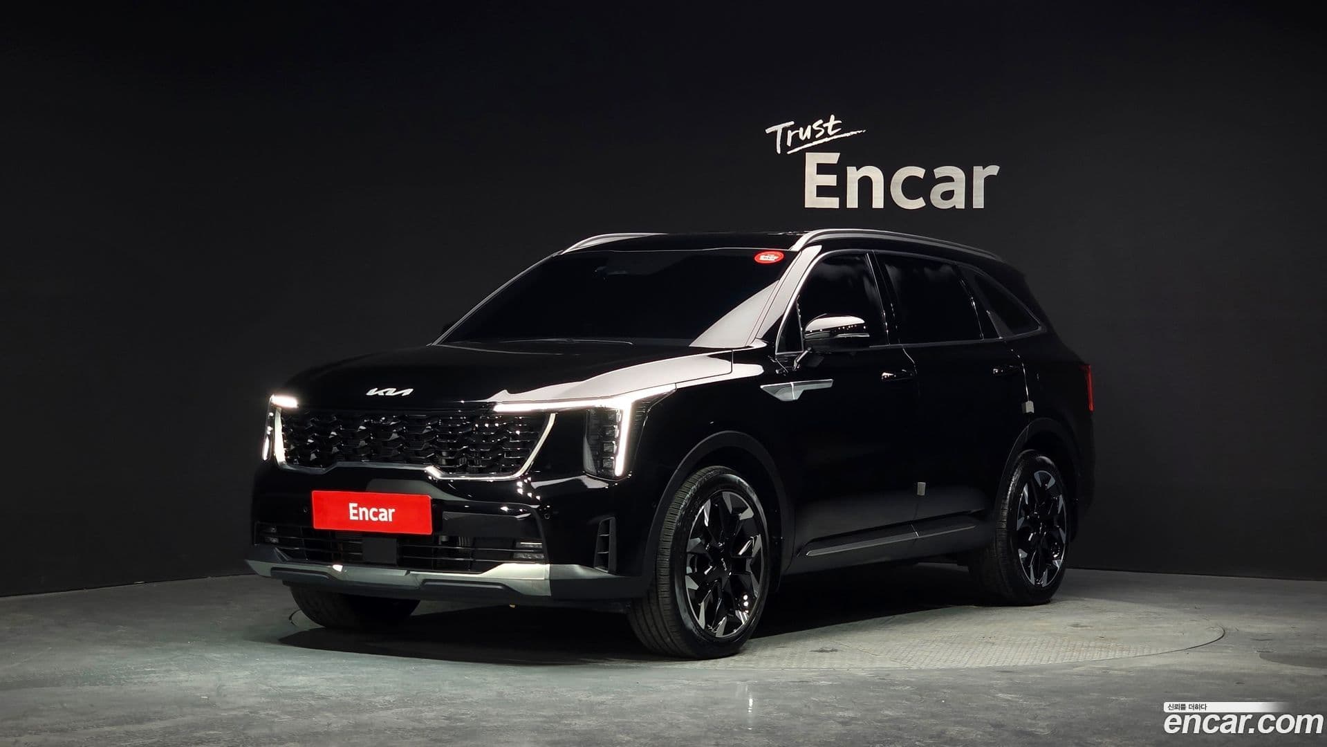 Main__Slider__Photo:Sorento Kia 2023.9-0