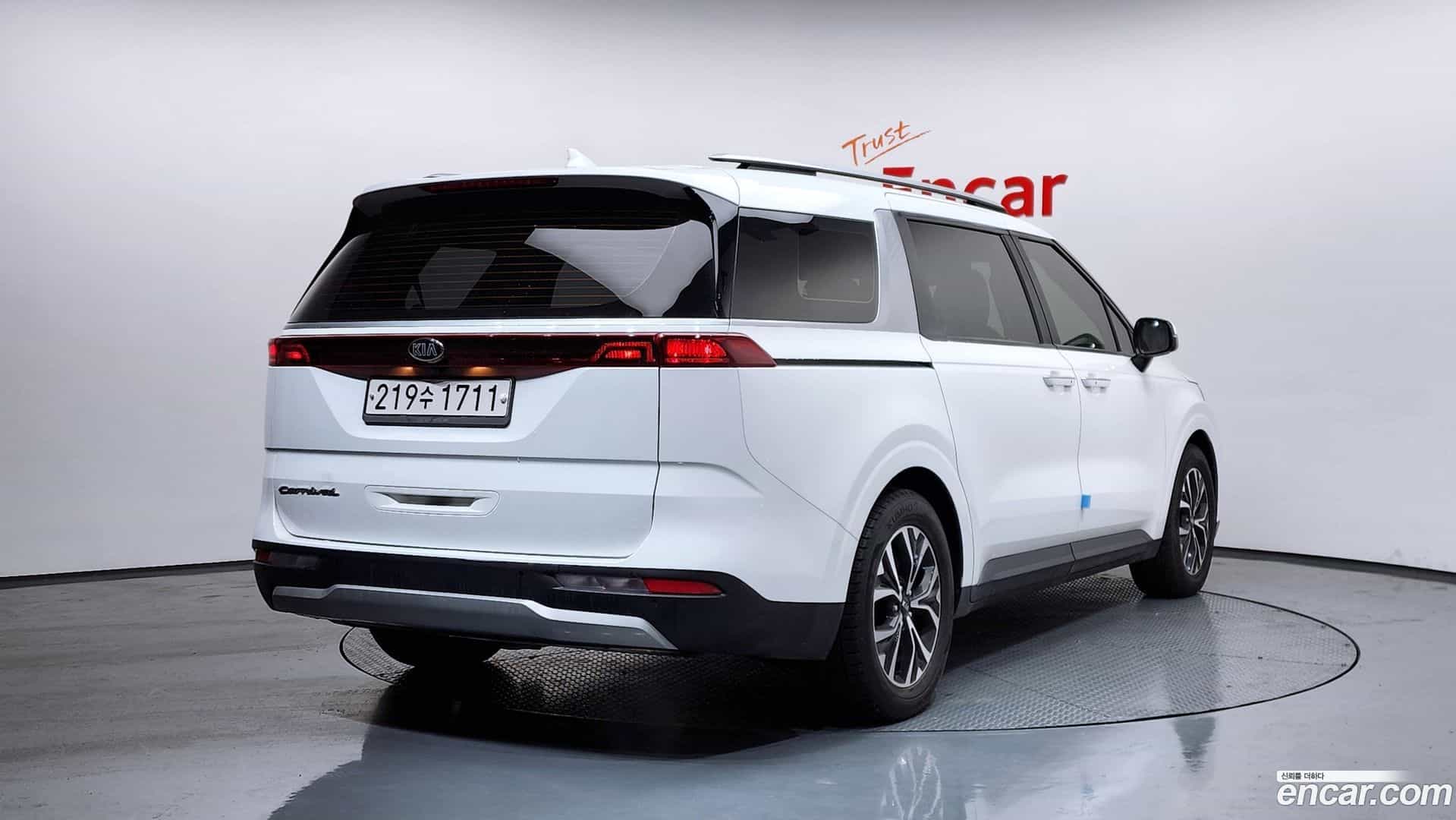 Canival Kia 2021.1-OUTER-002