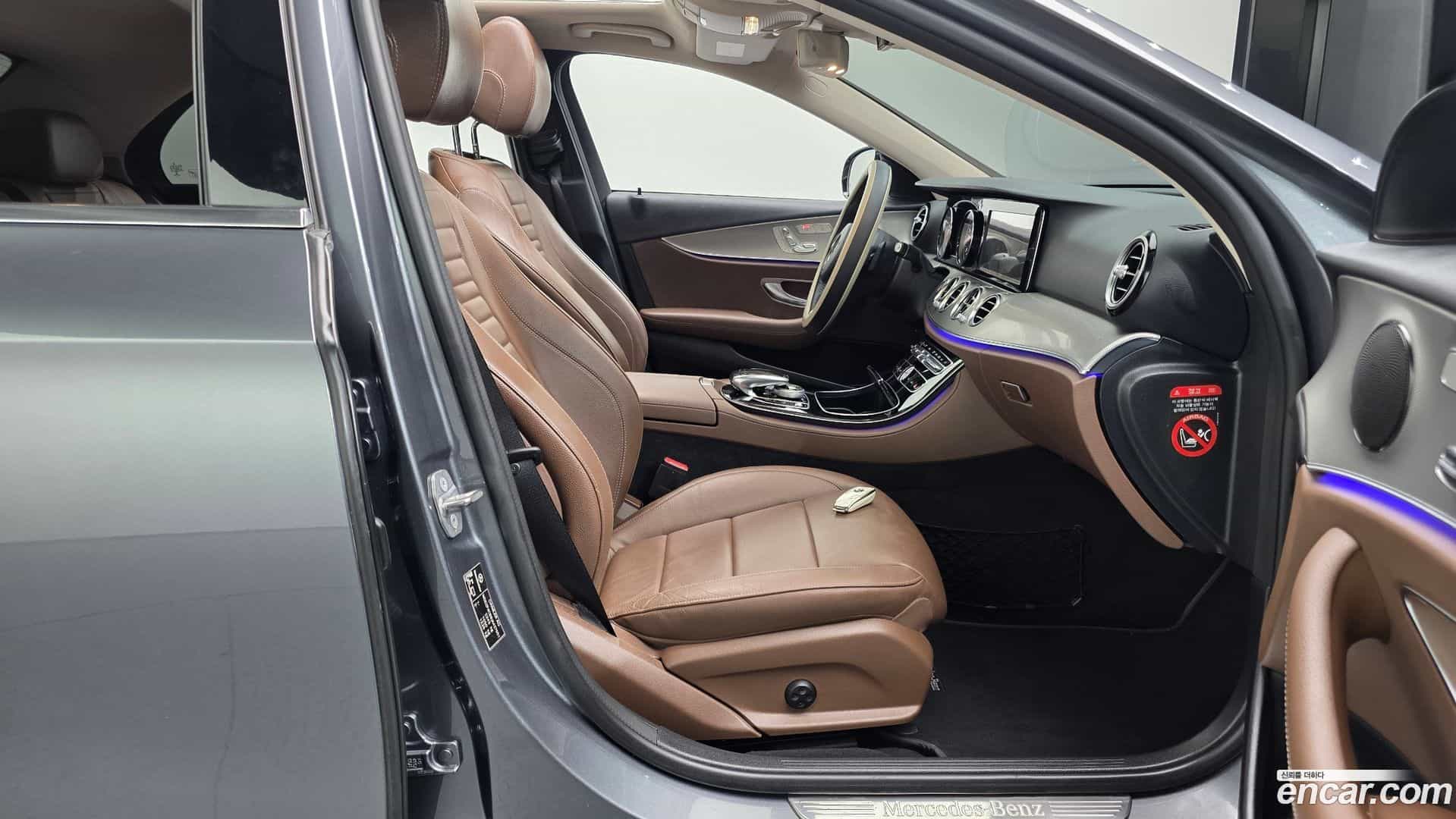 E-Class Mercedes-Benz 2018.3-INNER-010