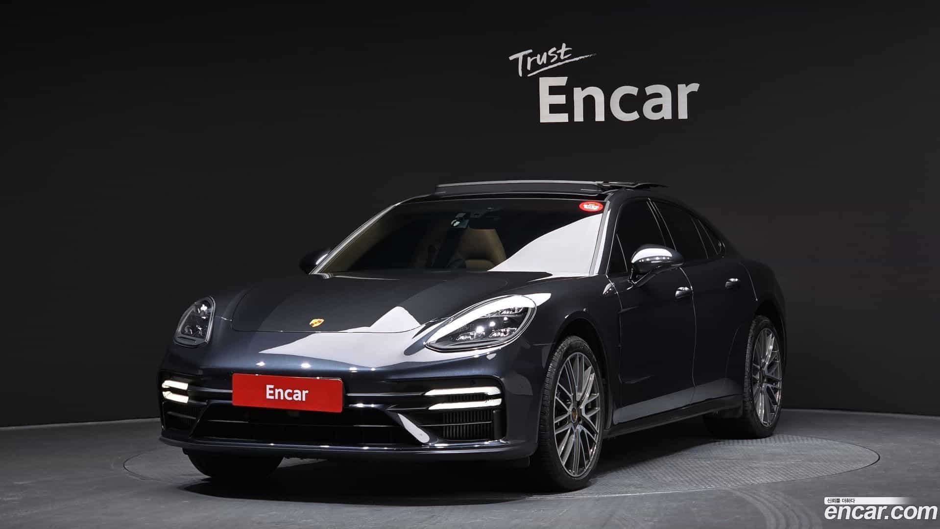 Panamera Porsche 2021.3-OUTER-001