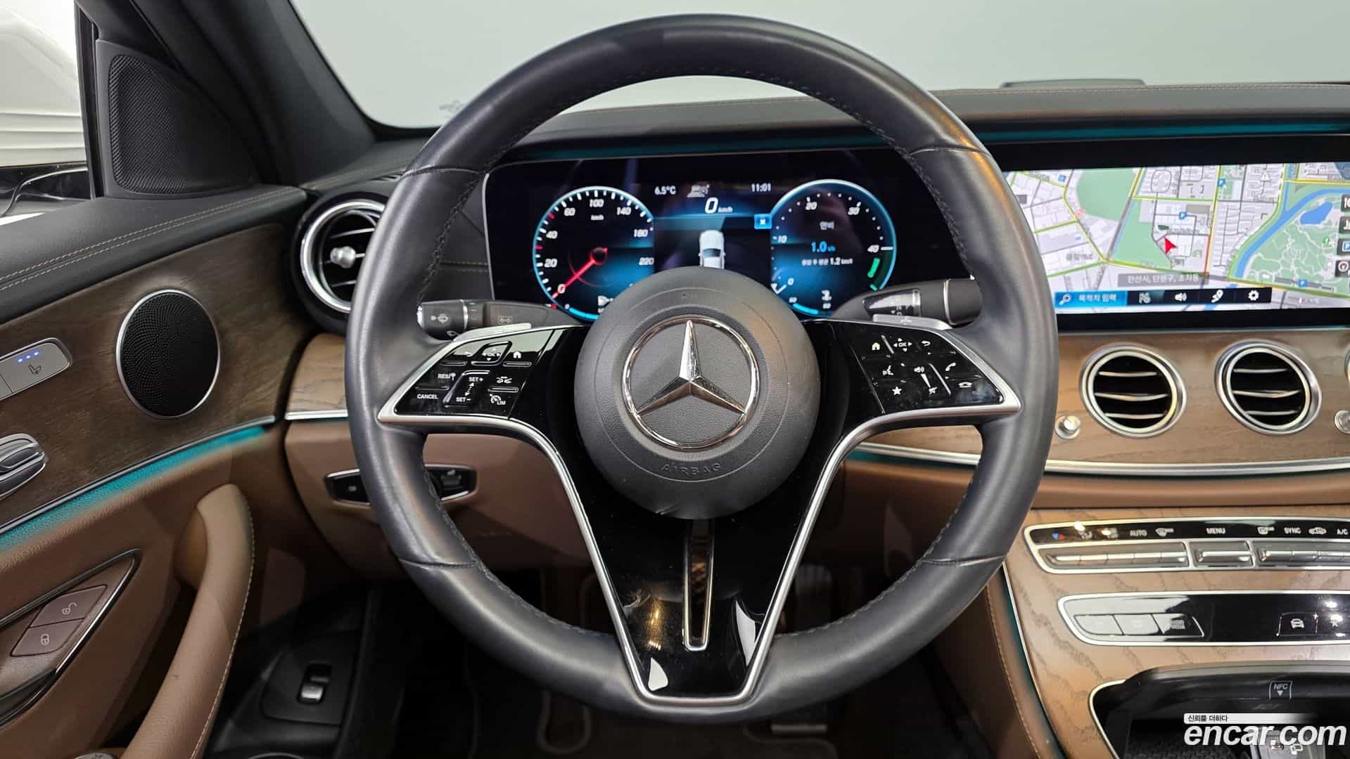 E-Class Mercedes-Benz 2021.0-OPTION-017