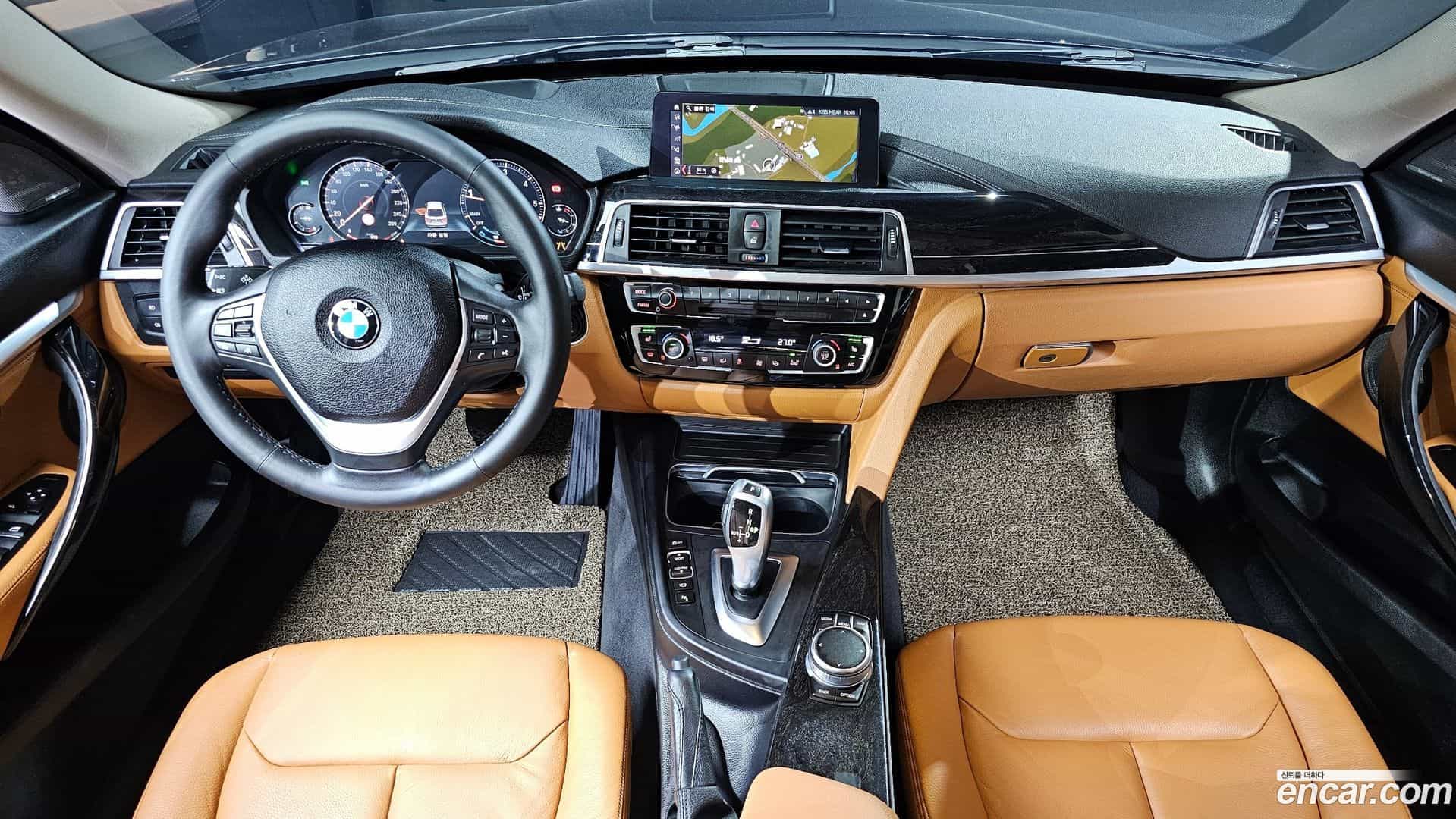 Gran Turismo BMW 2020.3-INNER-007