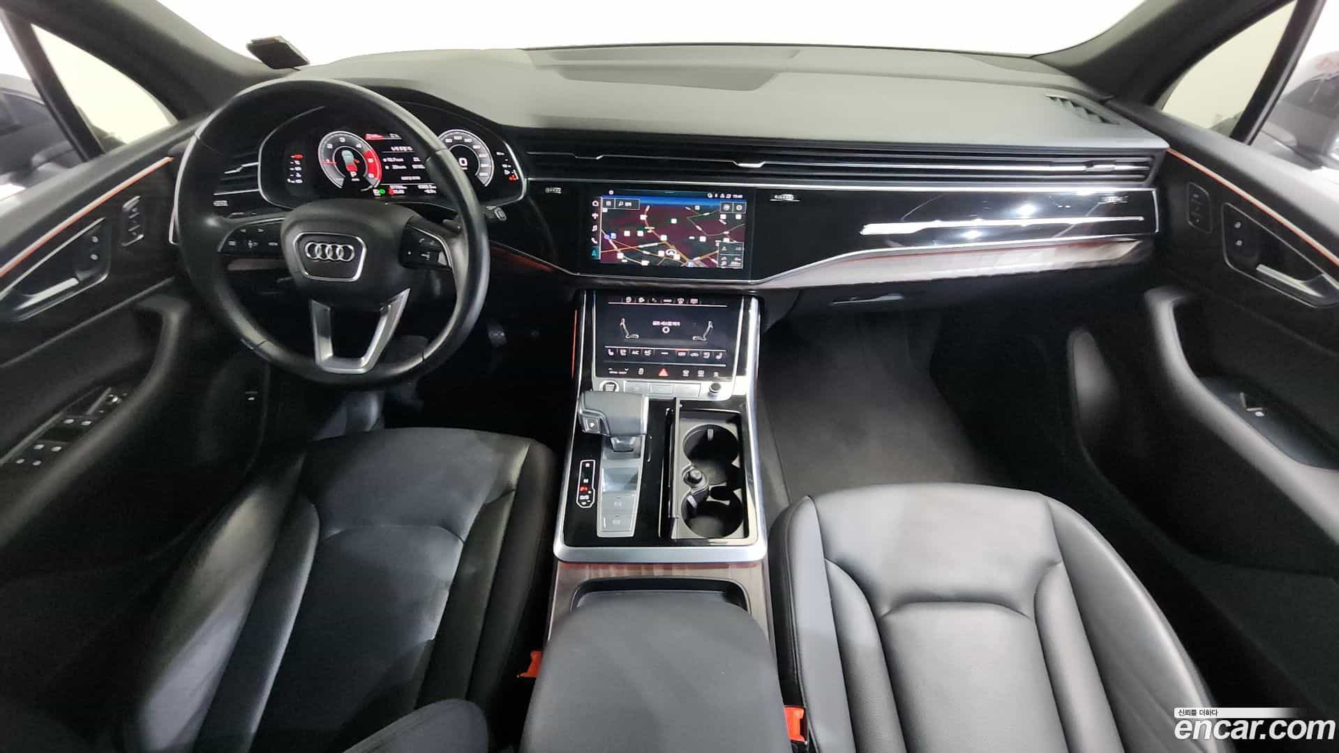 Q7 Audi 2021.10-INNER-007