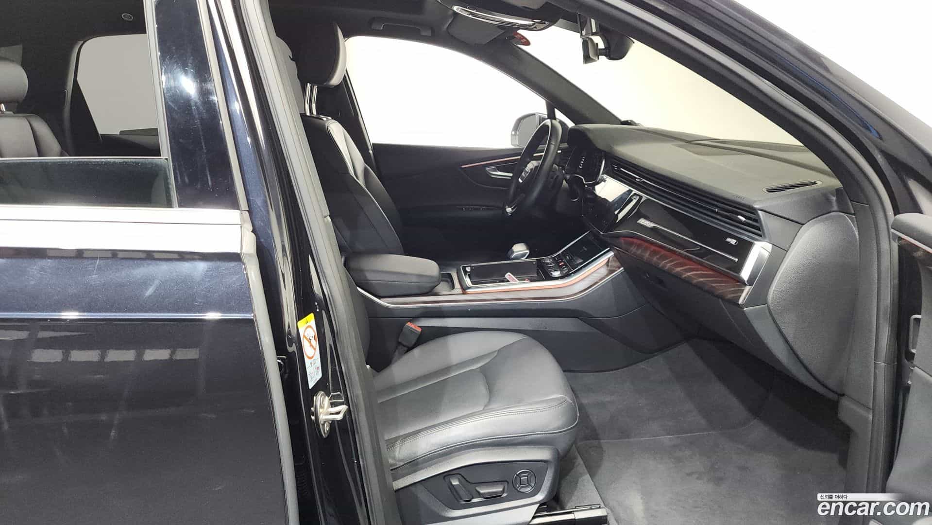 Q7 Audi 2021.10-OPTION-015