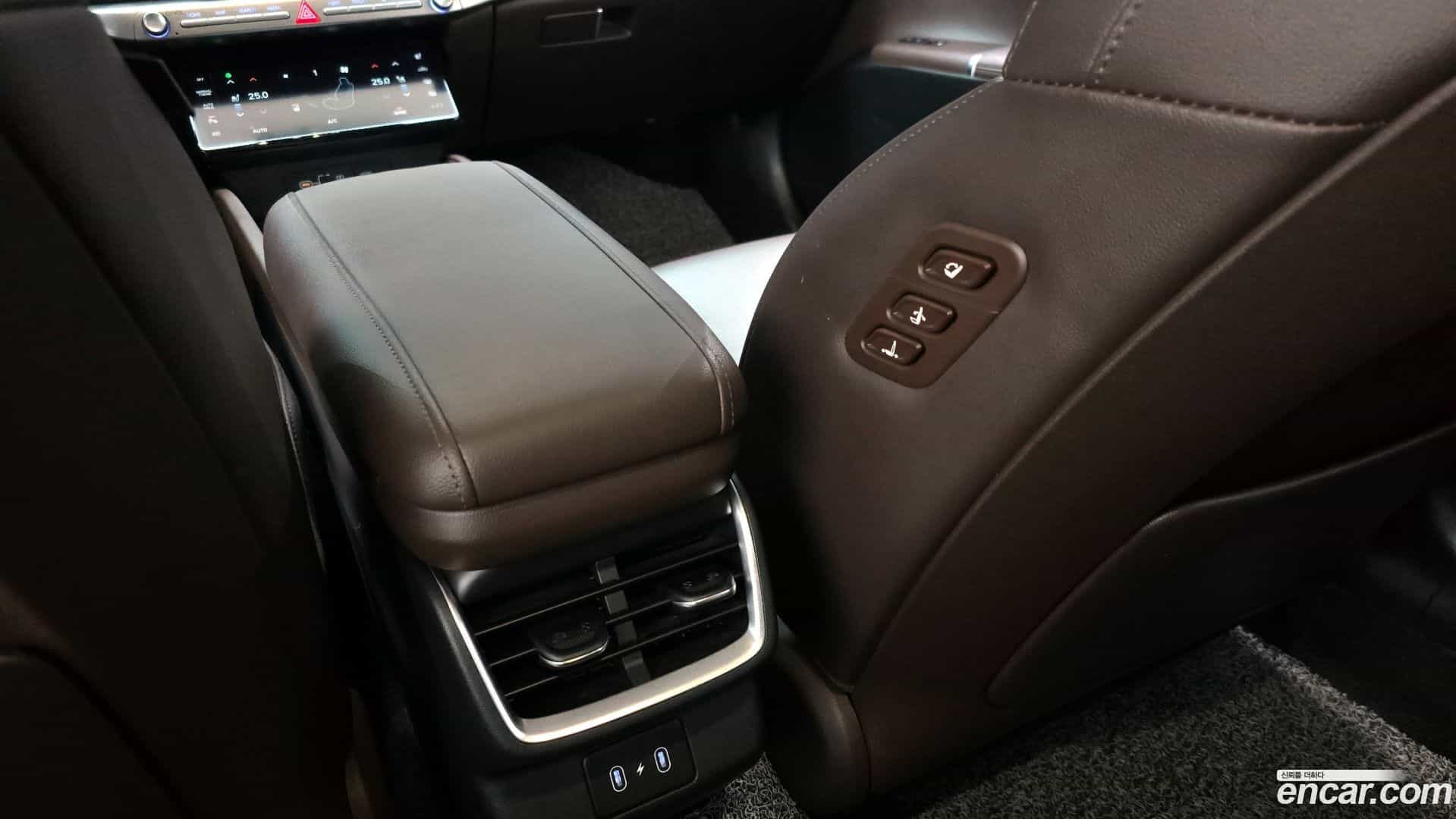 Grandeur Hyundai 2023.4-OPTION-022