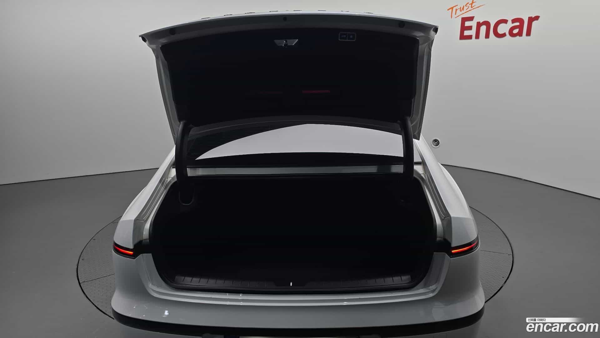 Grandeur Hyundai 2023.4-OPTION-024