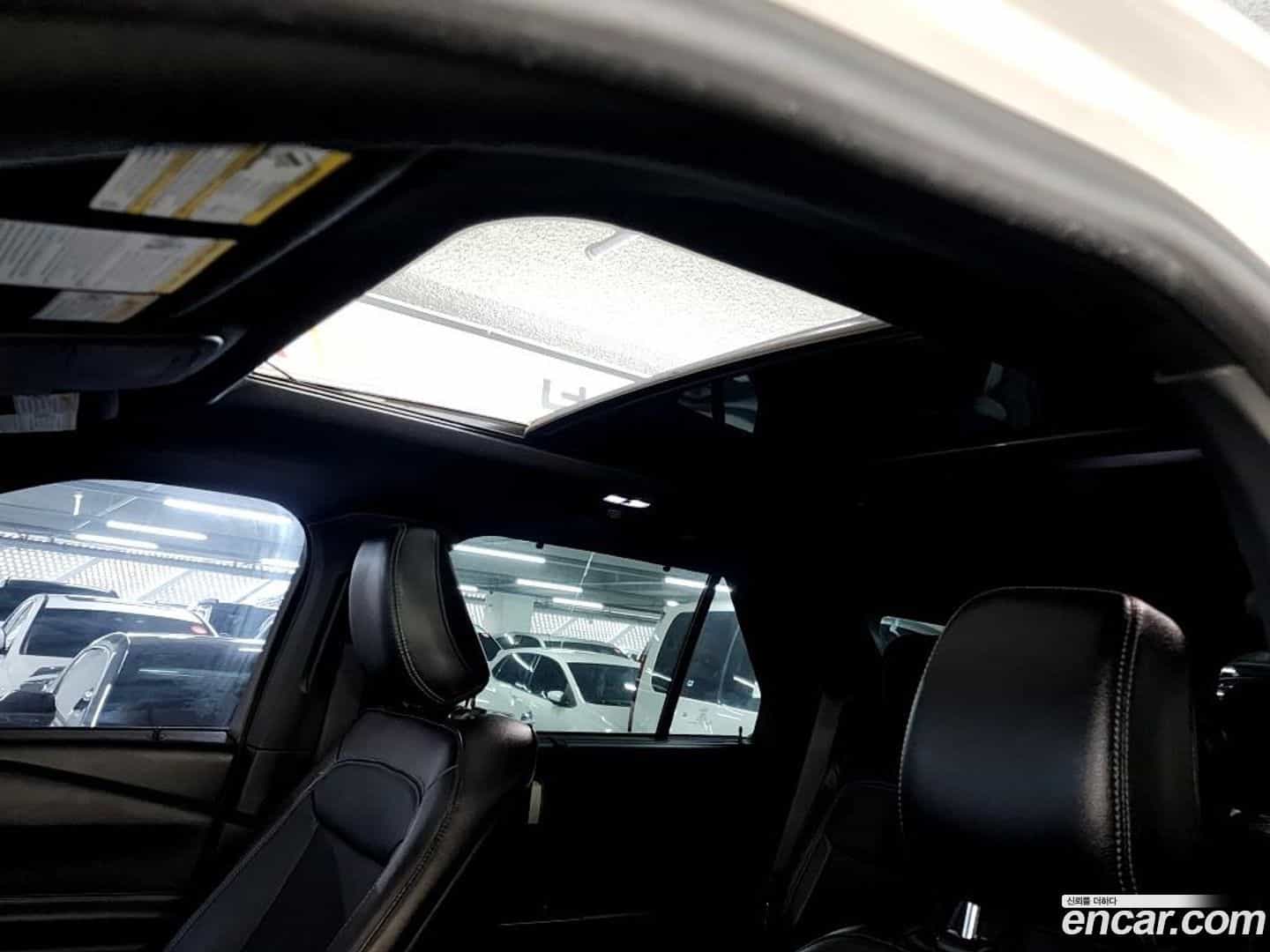Explorer Ford 2020.0-INNER-008