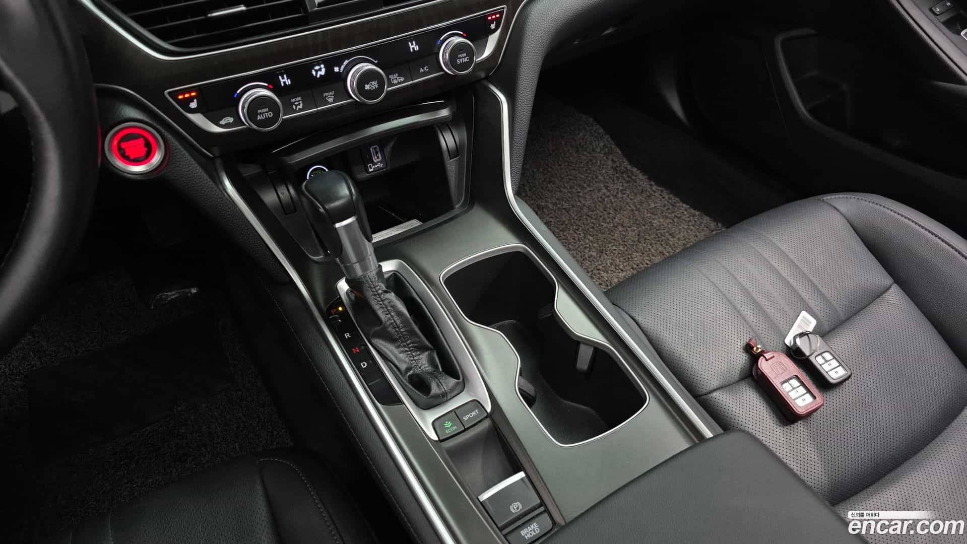 Accord Honda 2019.6-INNER-009