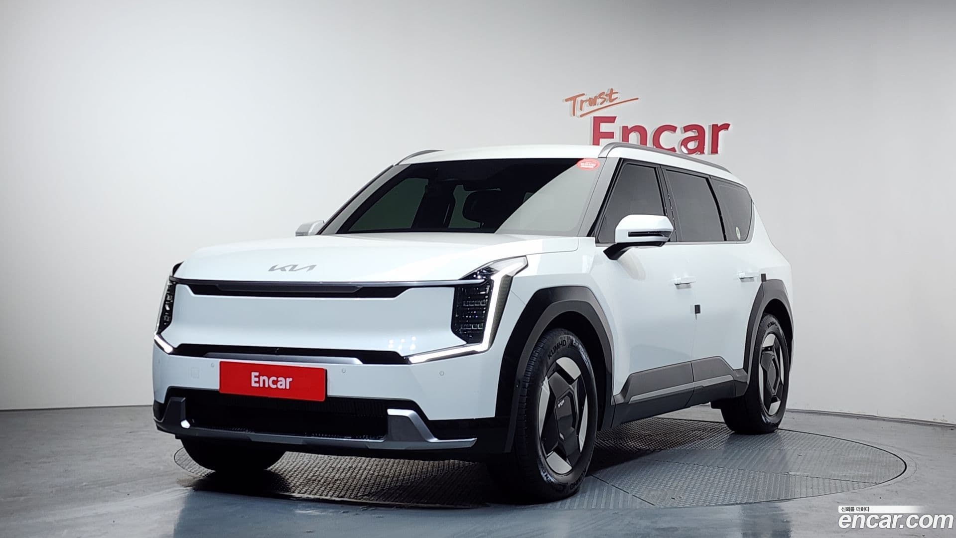 Main__Slider__Photo:EV9 Kia 2023.11-0