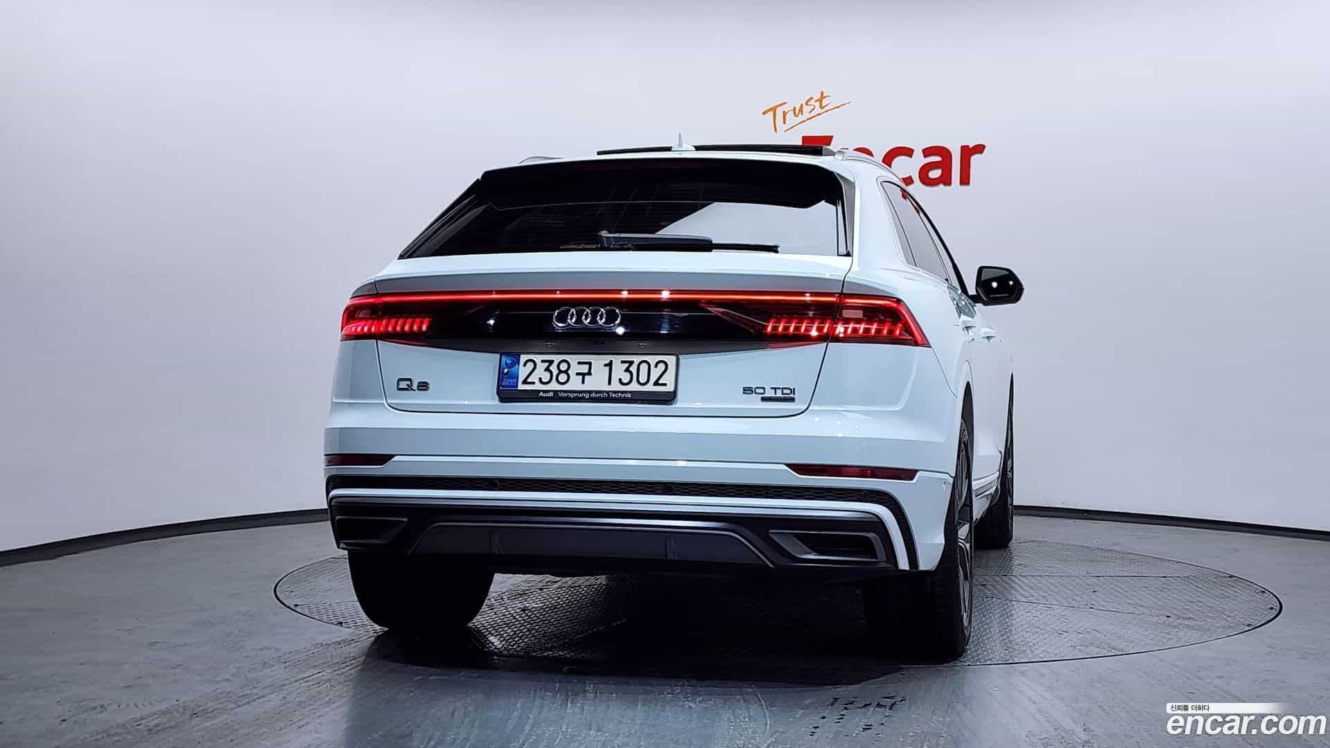 Q8 Audi 2021.2-OUTER-004